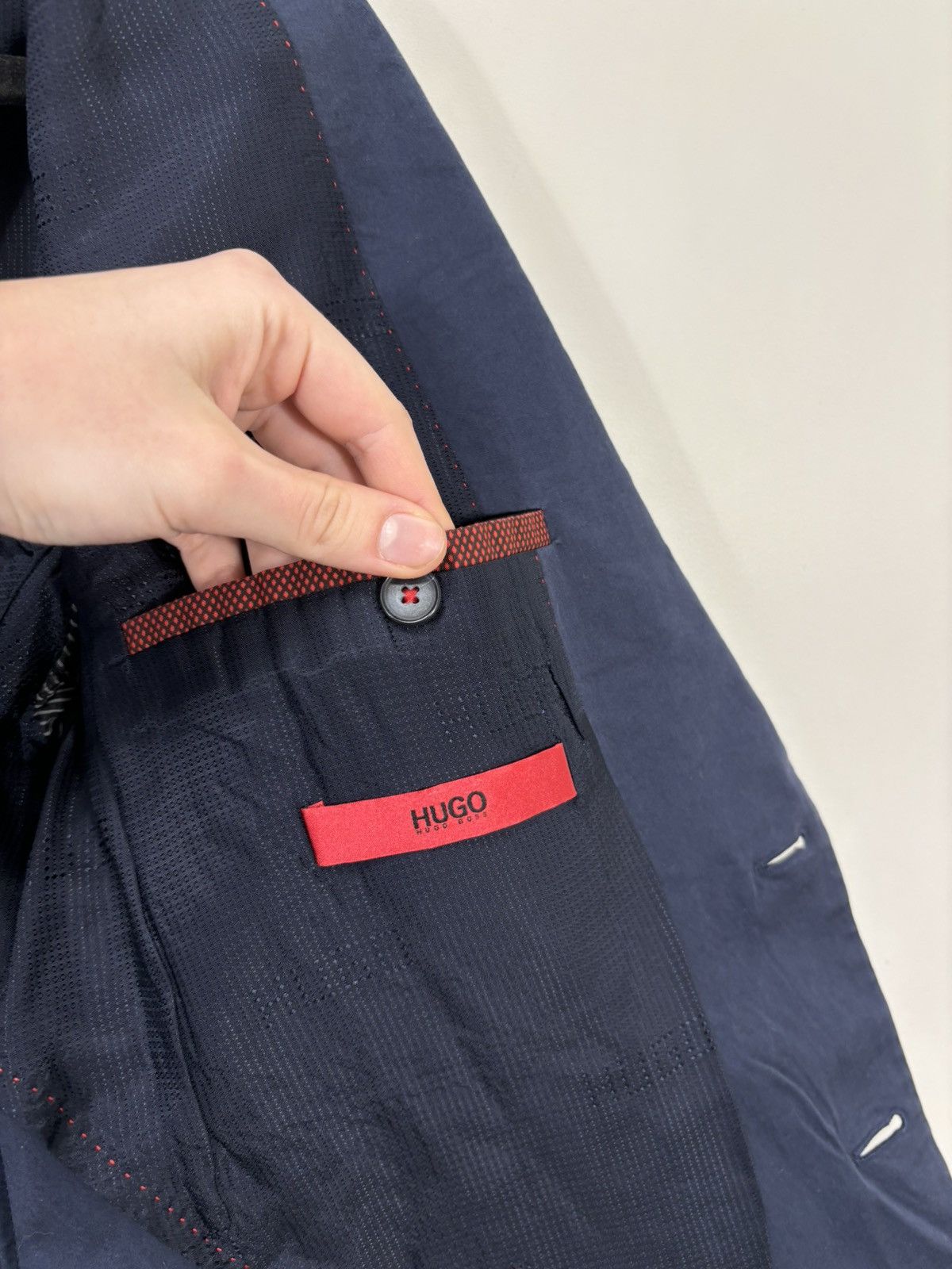 Hugo Boss Hugo Boss Men’s Navy Blue 2-Piece Pima Cotton Suit Size 38R - 12 Thumbnail