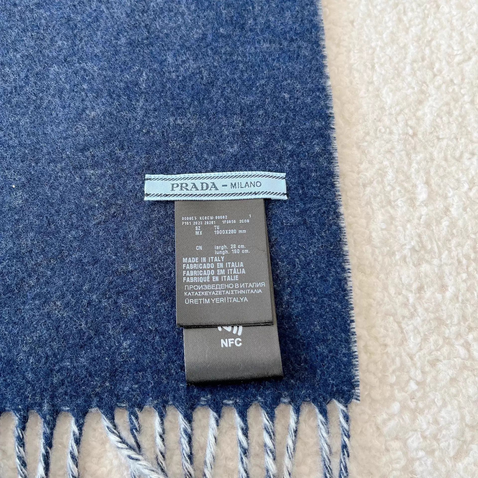 Prada Prada Gray Fringe Wool Scarf Size ONE SIZE - 4 Thumbnail