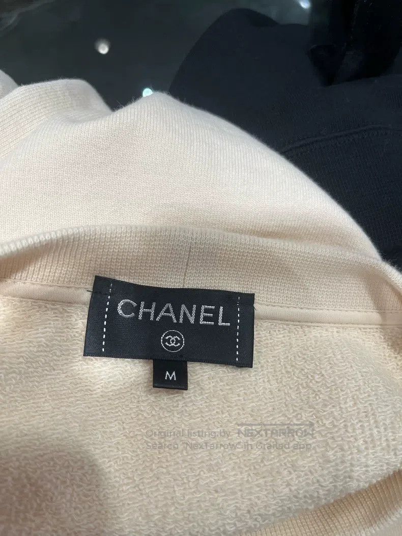 Chanel Chanel 20A beige sweatshirt Size M / US 6-8 / IT 42-44 - 3 Thumbnail