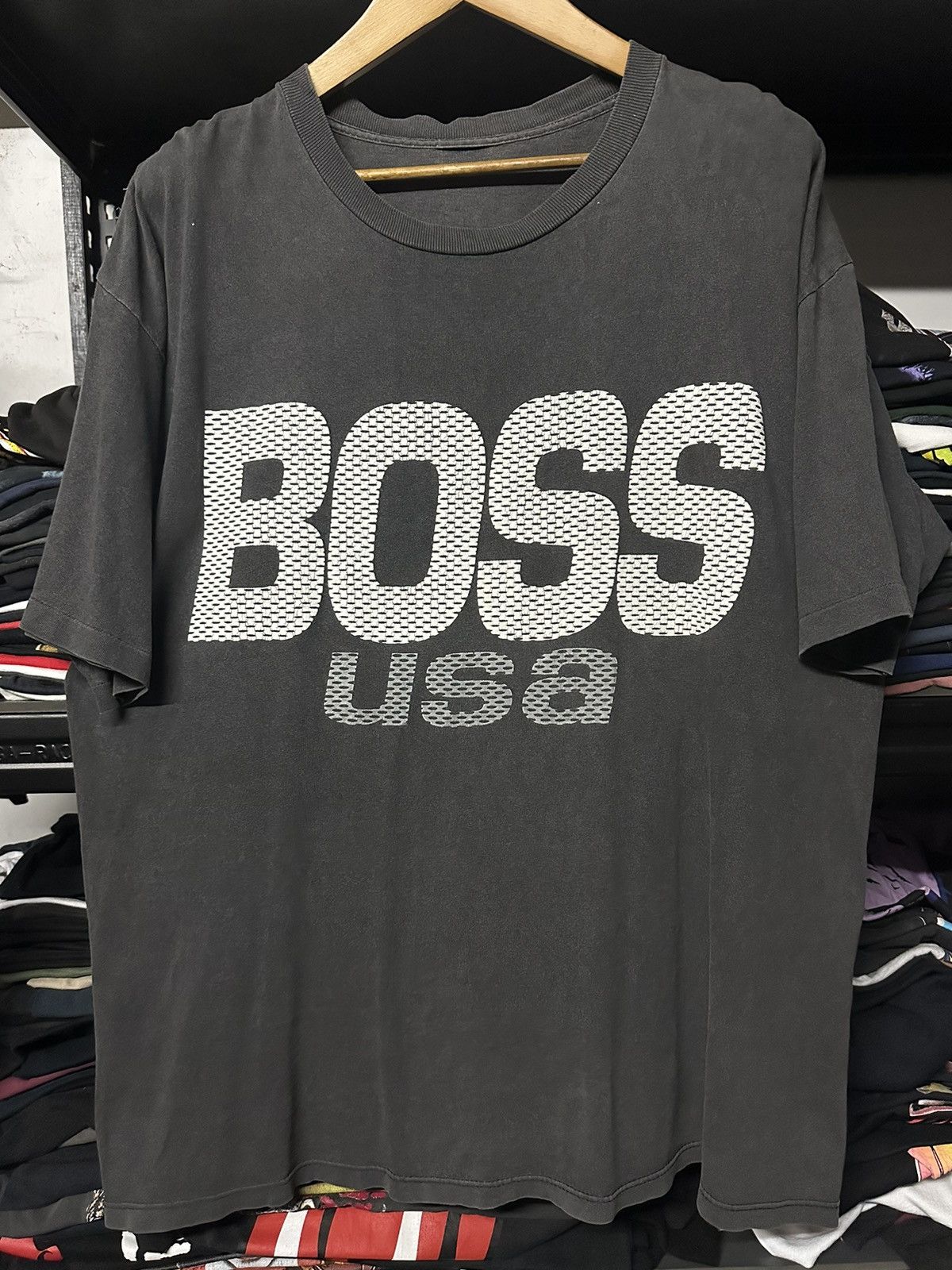Hugo Boss Thrashed Vintage 90s BOSS USA Faded Oversize Tee Size US XXL / EU 58 / 5 - 1 Thumbnail
