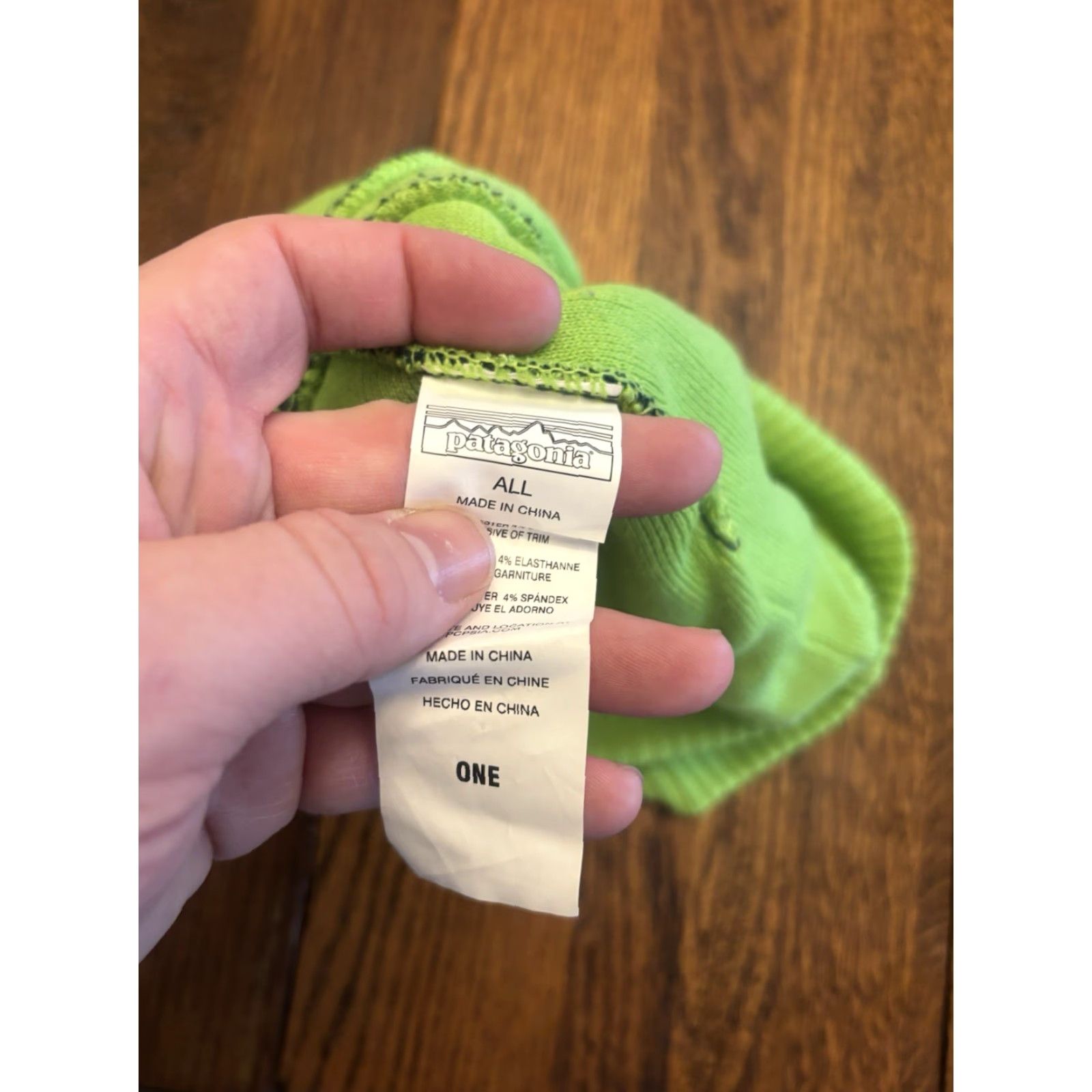 Patagonia Patagonia Beanie Men Green Geometric Winter Pattern Hat One Size Mens Size ONE SIZE - 3 Thumbnail