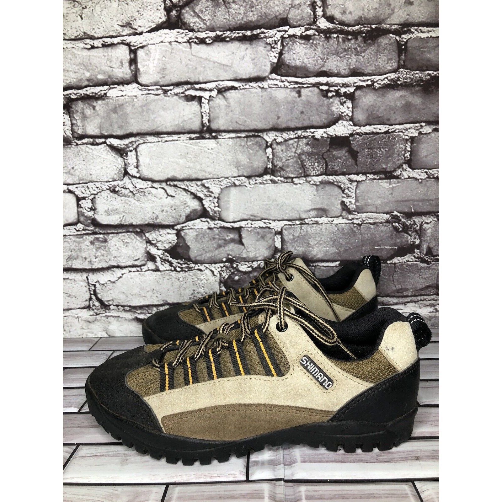 Other Shimano SPD Brown Black Leather Mountain Bike Cycling Shoes Size US 7 / EU 40 - 1 Thumbnail