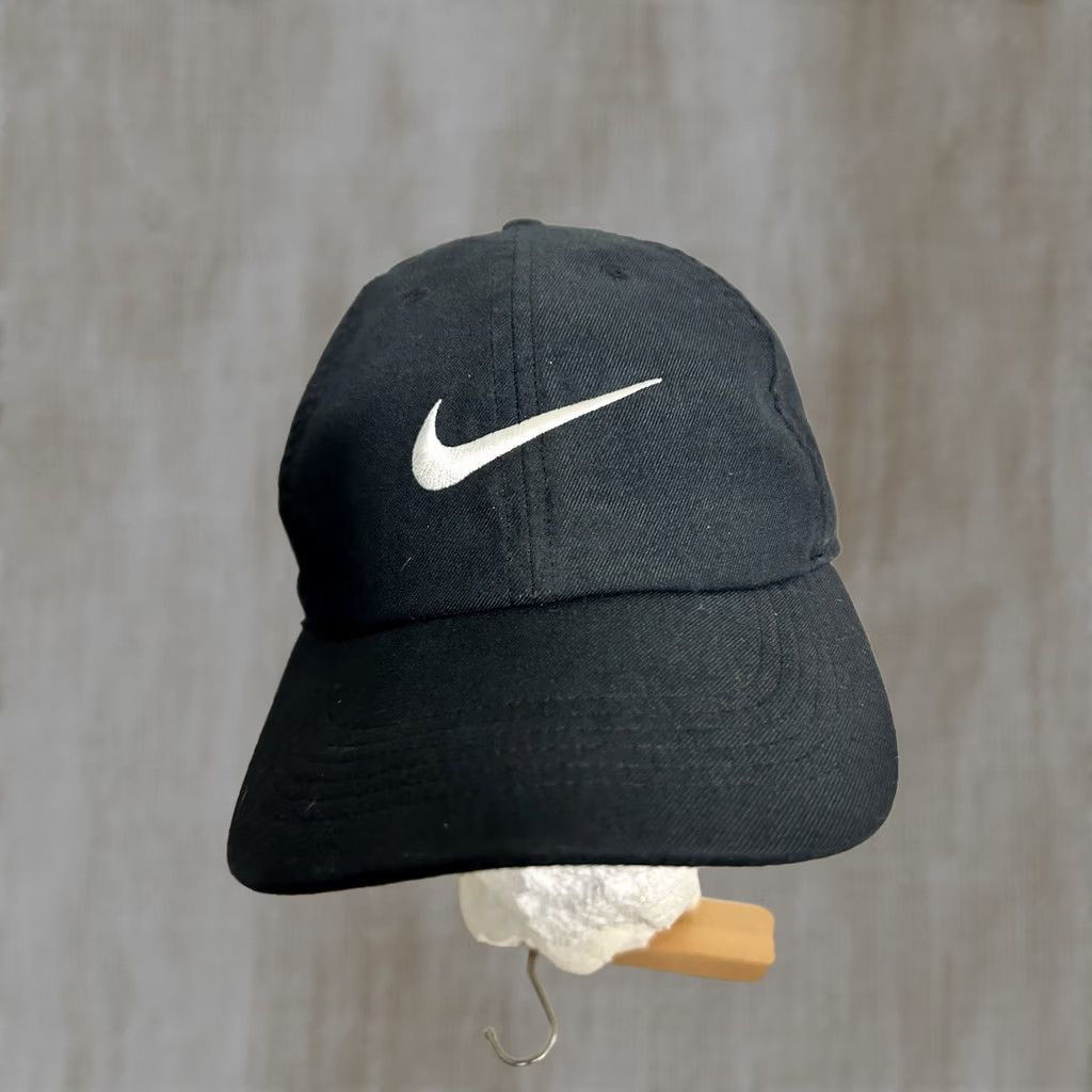 Nike Nike Heritage86 DriFit Baseball Cap Strapback Black White Swoosh Men One Size Black Cap Size ONE SIZE - 1 Thumbnail