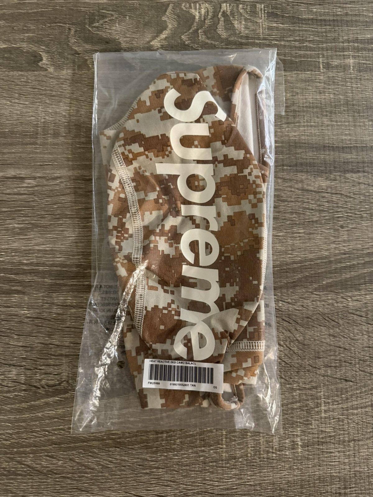 Supreme Supreme Heat Reactive Digi Camo Balaclava Brown Size ONE SIZE - 1 Thumbnail