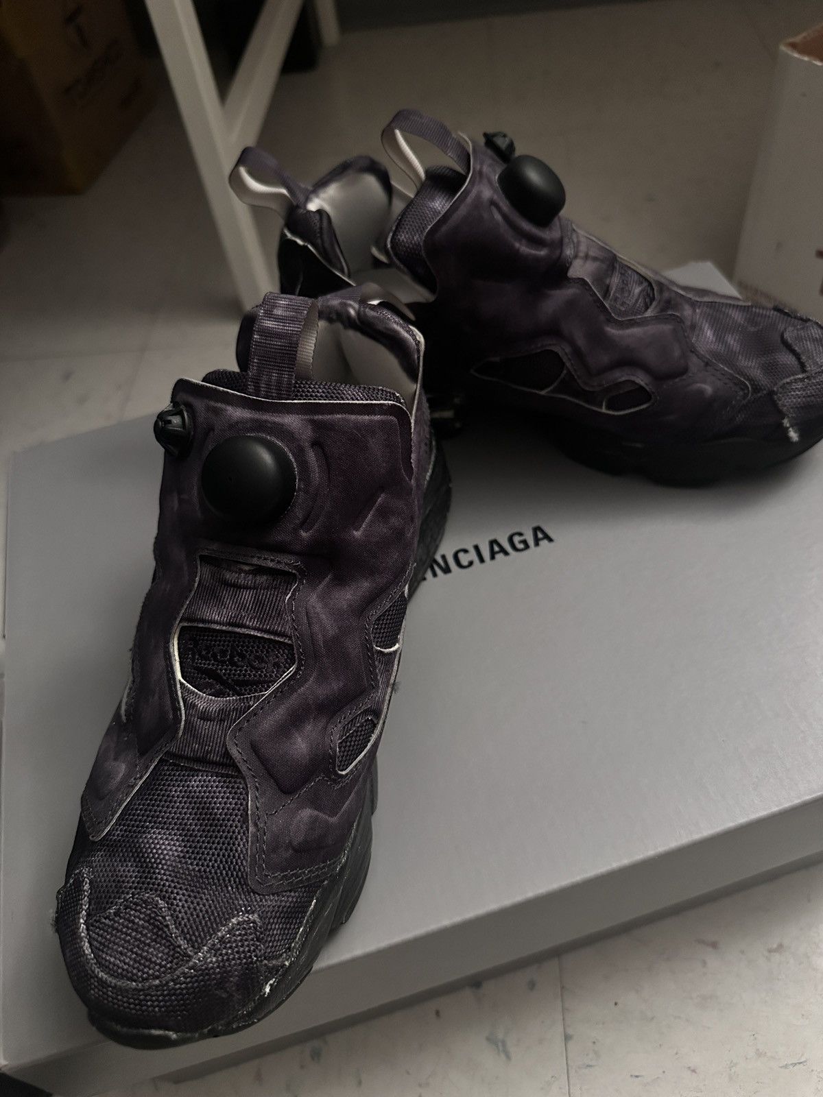 Reebok Reebok Instapump Fury (Vetements collaboration) Size US 4 / IT 34 - 3 Thumbnail