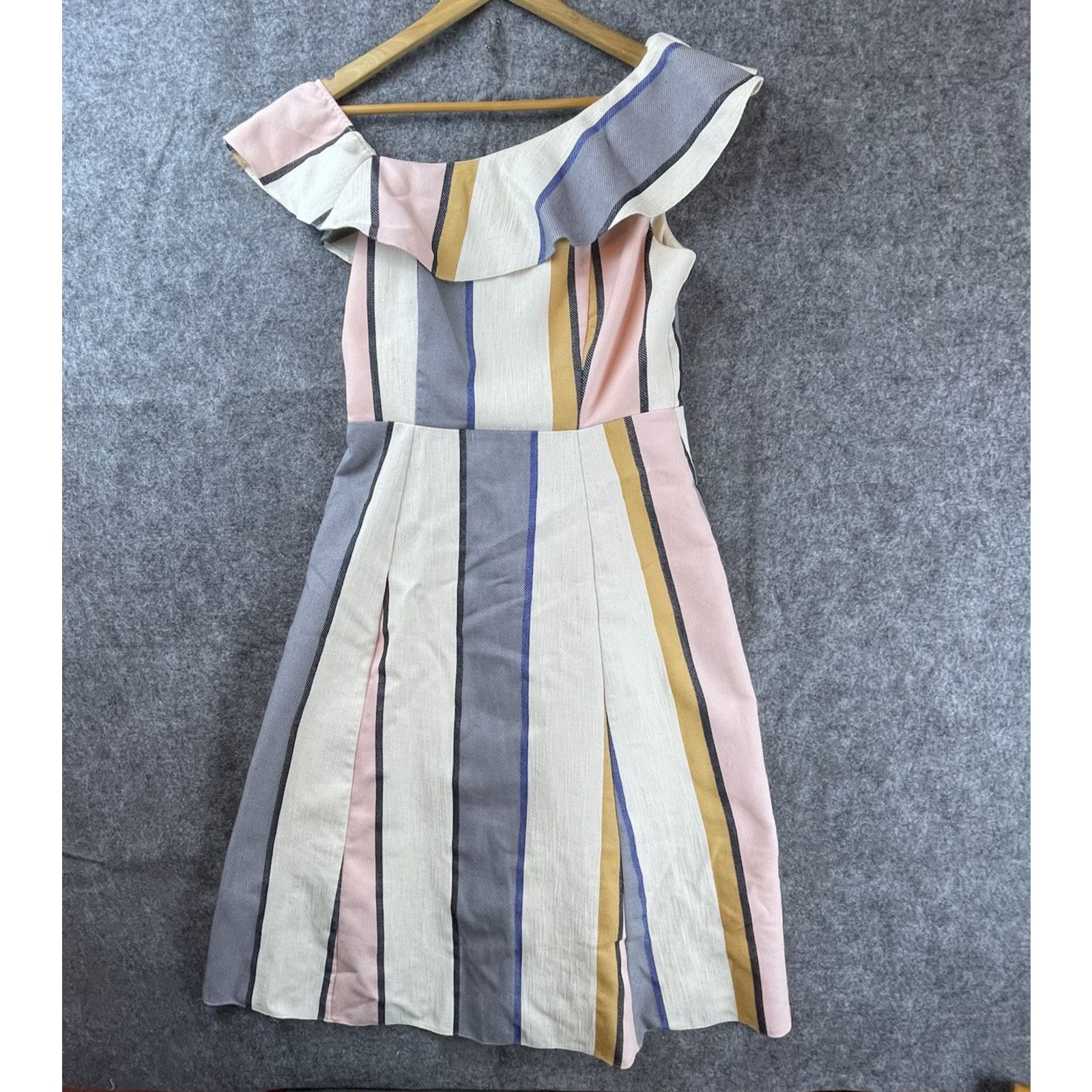 Asos Asos Day Dress 8 Pastel Pink One Shoulder Ruffle Summery Size M / US 6-8 / IT 42-44 - 1 Thumbnail
