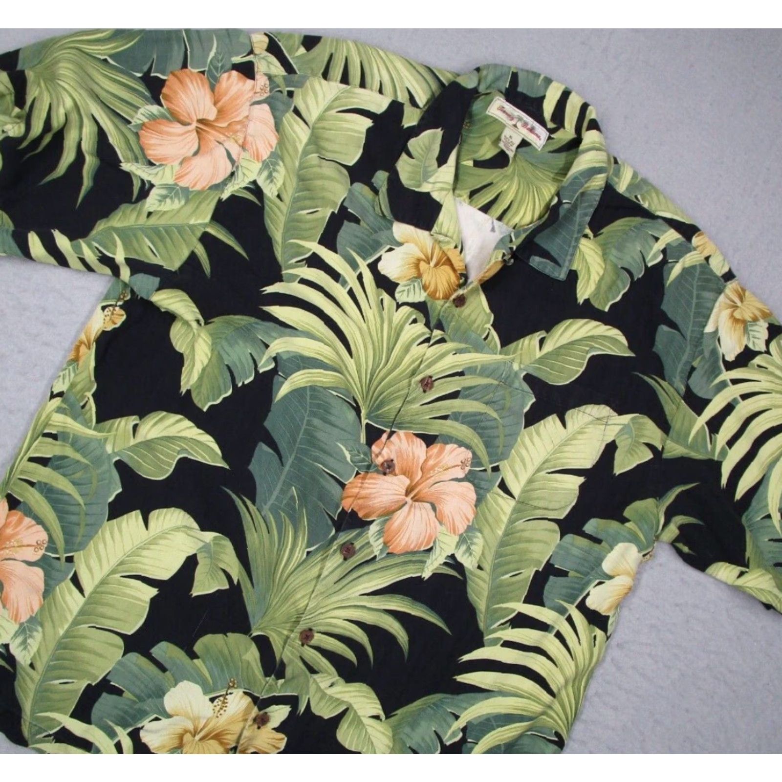 Tommy Bahama VINTAGE Tommy Bahama Shirt Mens XL Green Button-Up Silk Camp Hawaiian Size US XL / EU 56 / 4 - 2 Thumbnail
