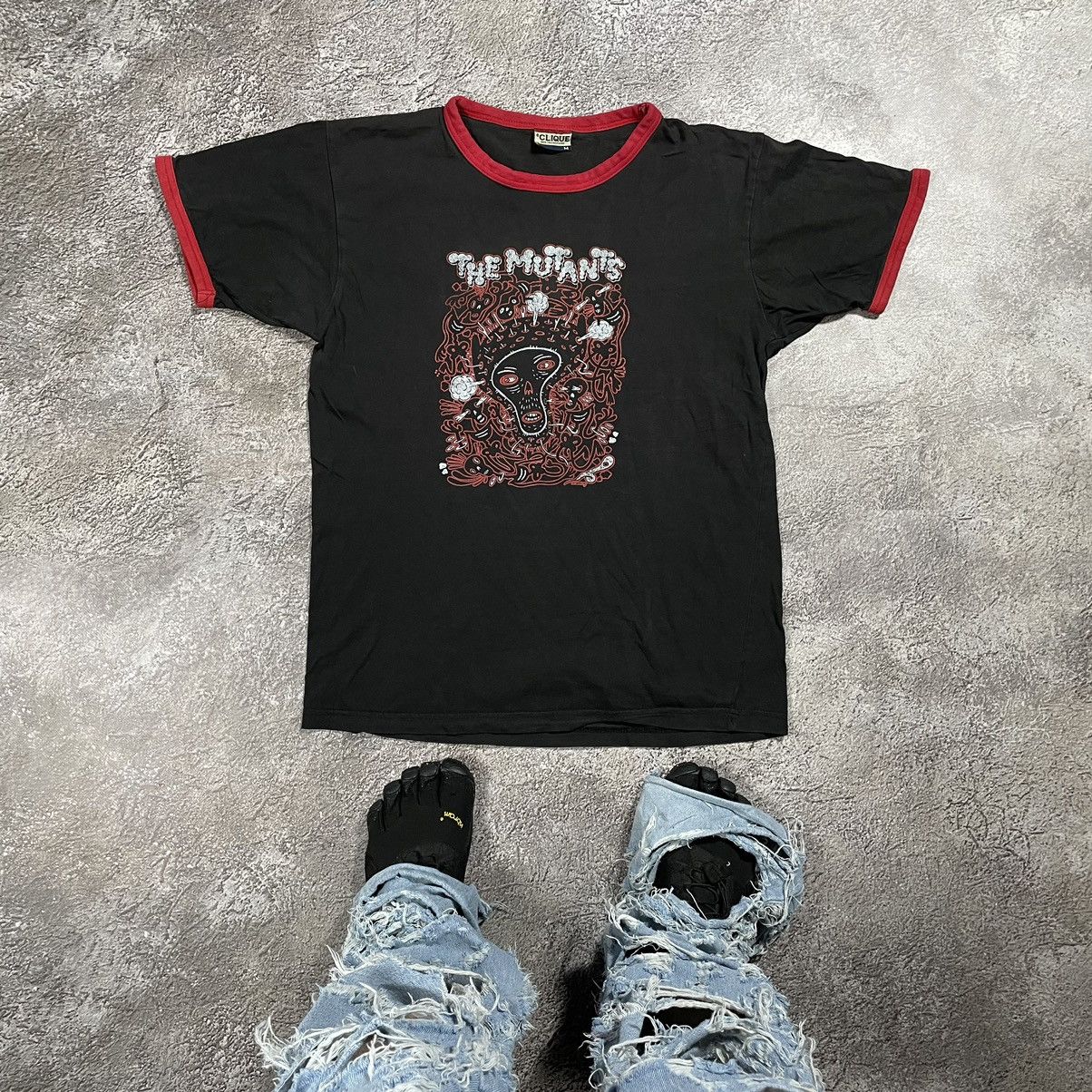 Vintage Vintage The Mutants Graphic Tee Thrashed Horror Grunge M Size US M / EU 48-50 / 2 - 1 Thumbnail