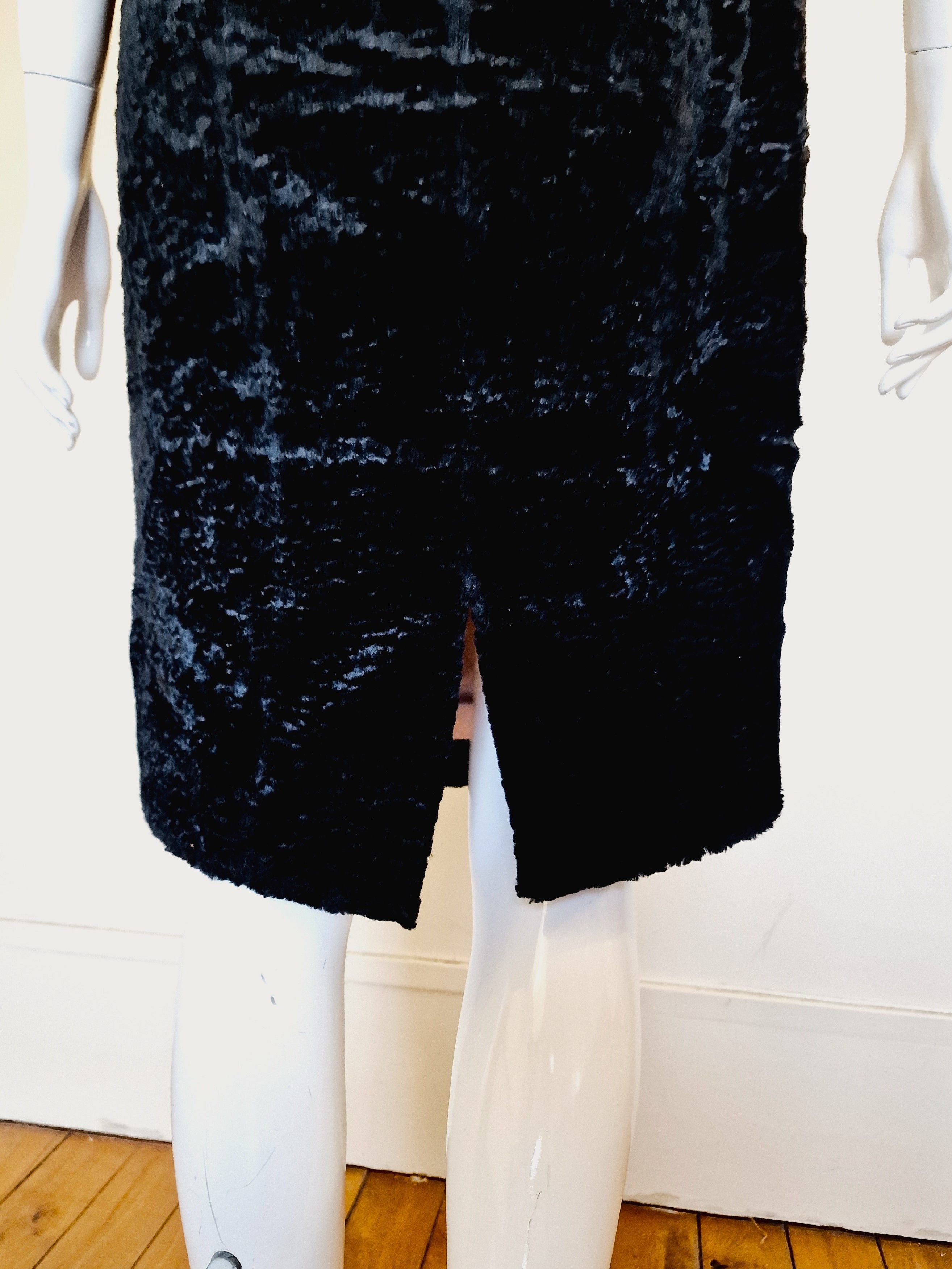 Vivienne Westwood Vivienne Westwood Faux Fur Runway F/W 1994 Corset Dress Size M / US 6-8 / IT 42-44 - 9 Thumbnail