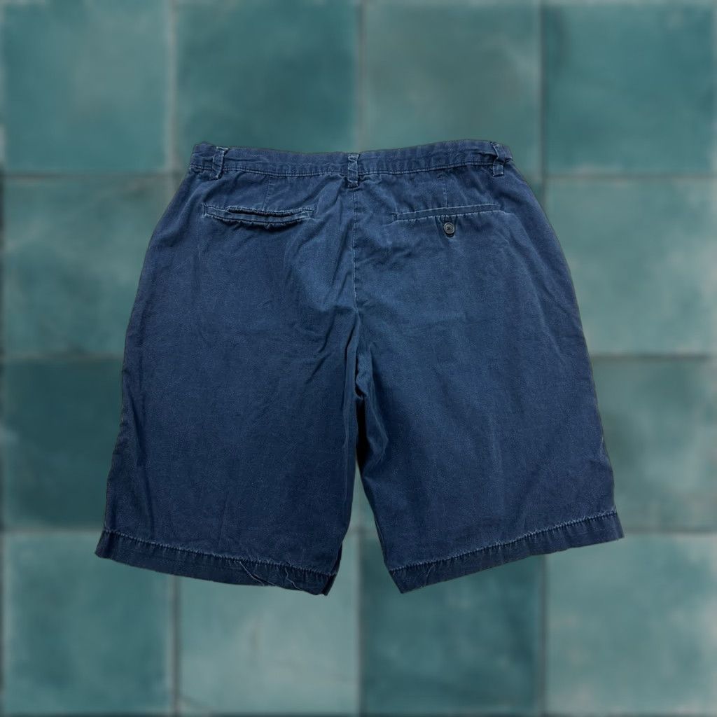 Banana Republic Banana Republic Shorts Men 34 Blue Geometric Print Chino Cotton Geometric Mens 34 Blue Size US 33 - 1 Thumbnail