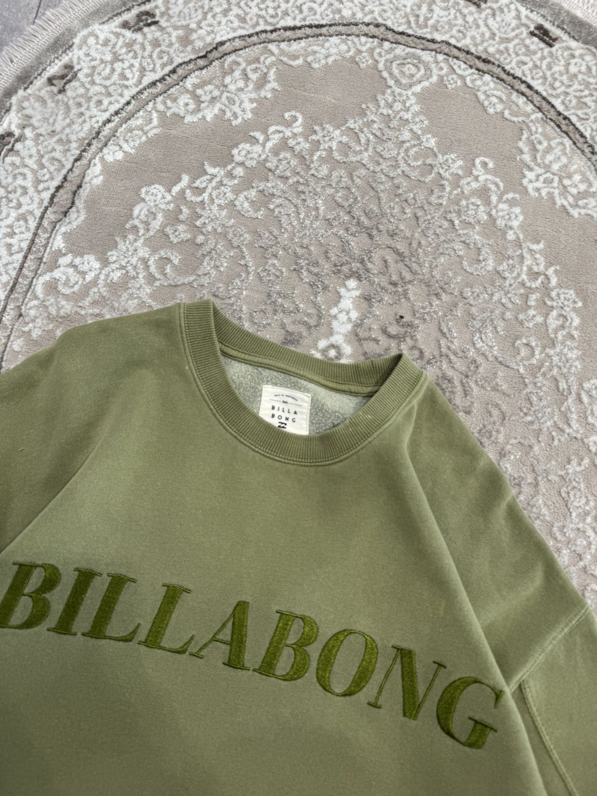 Billabong Vintage Brand Billabong Sweatshirt 1990s Size US L / EU 52-54 / 3 - 5 Thumbnail