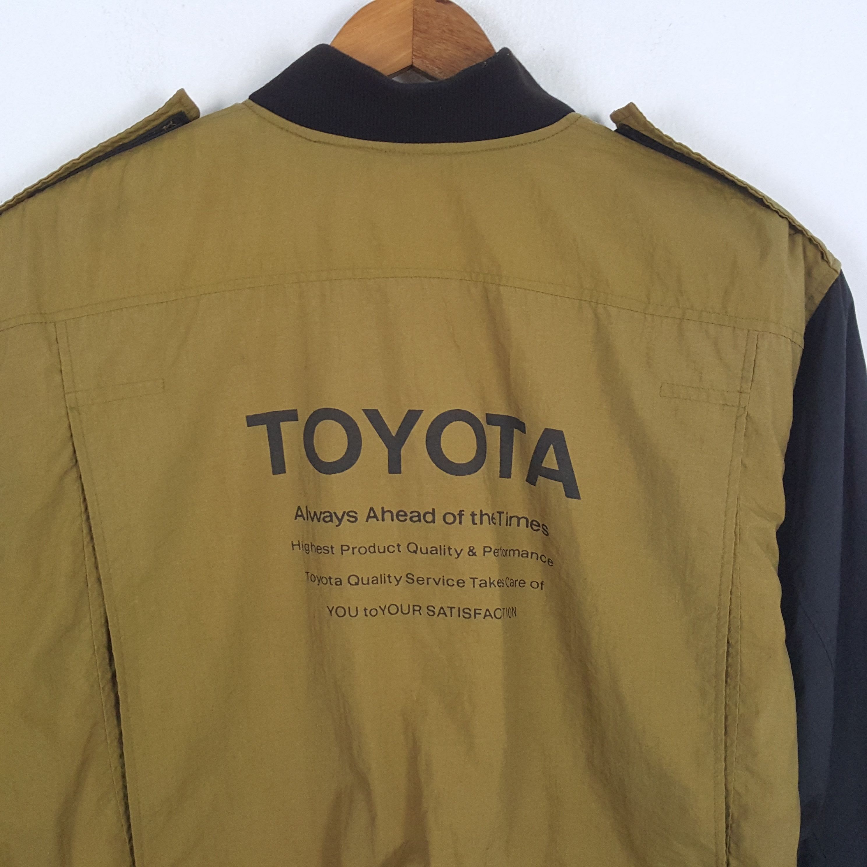 Japanese Brand × Vintage Vintage TOYOTA Japanese Racing Team Jacket Size US L / EU 52-54 / 3 - 2 Thumbnail