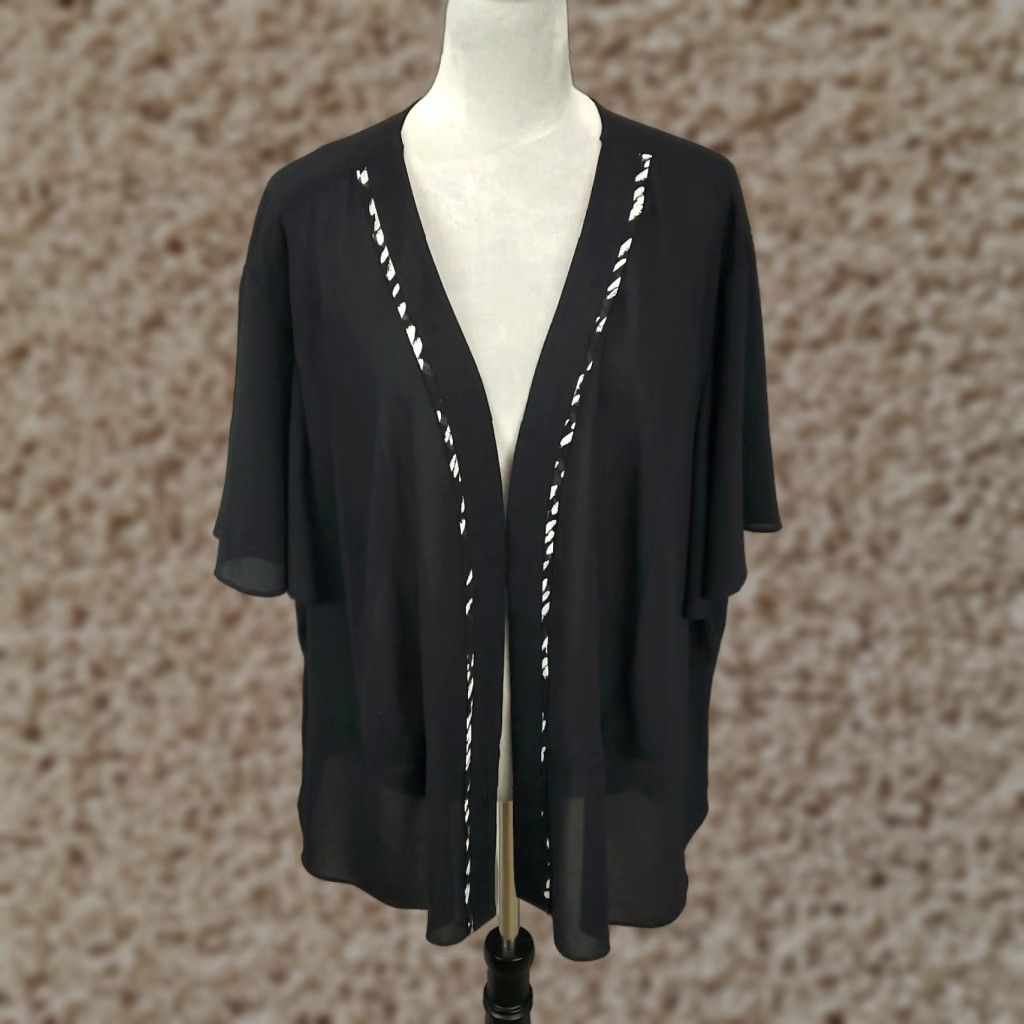 Vintage Maggie Barnes Cardigan Womens 34W Black Open Front Lightweight Casual Sleeve Short Sleeve Plus Size Cardigan Men/Womens? Size XXS / US 00 / IT 34 - 1 Thumbnail