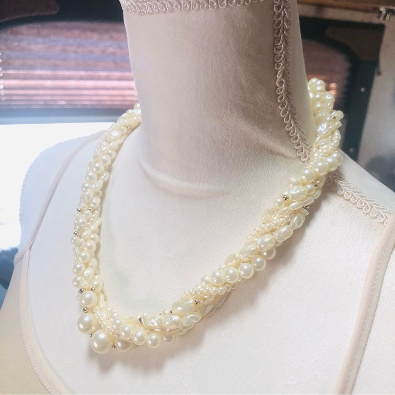 Vintage Vintage 70s-80s multi strand twisted faux pearl necklace Size ONE SIZE - 2 Thumbnail