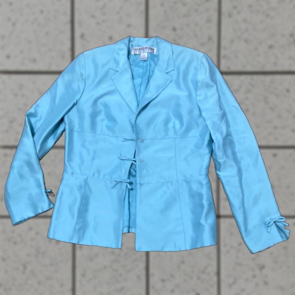 Neiman Marcus Noviello Bloom Suits Silk Jacket Women 10 Blue Blazer Three-Button Notch Lapel Three-Button Front Button Single-Breasted Bow Blazer Size L / US 10 / IT 46 - 1 Thumbnail