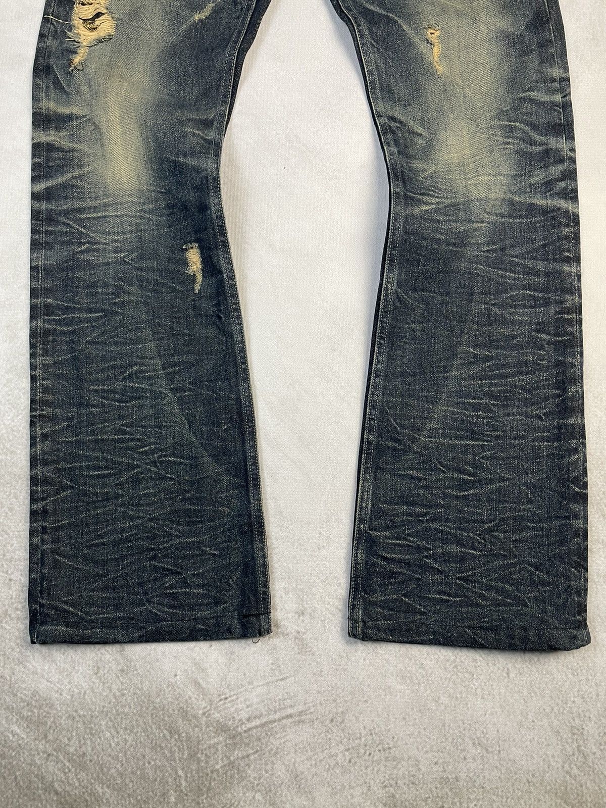 Tornado Mart 2000s CdP Vkei Style Pierced Flare Distressed Denim Size US 32 / EU 48 - 2 Thumbnail