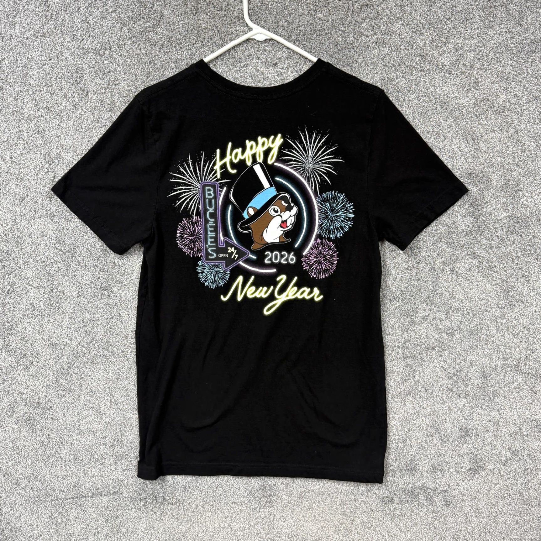Vintage Buc-ee's Happy New Year 2026 Beav​er Graphic T-Shirt Mens M Black Crew Neck Short Sleeve Size US M / EU 48-50 / 2 - 5 Thumbnail
