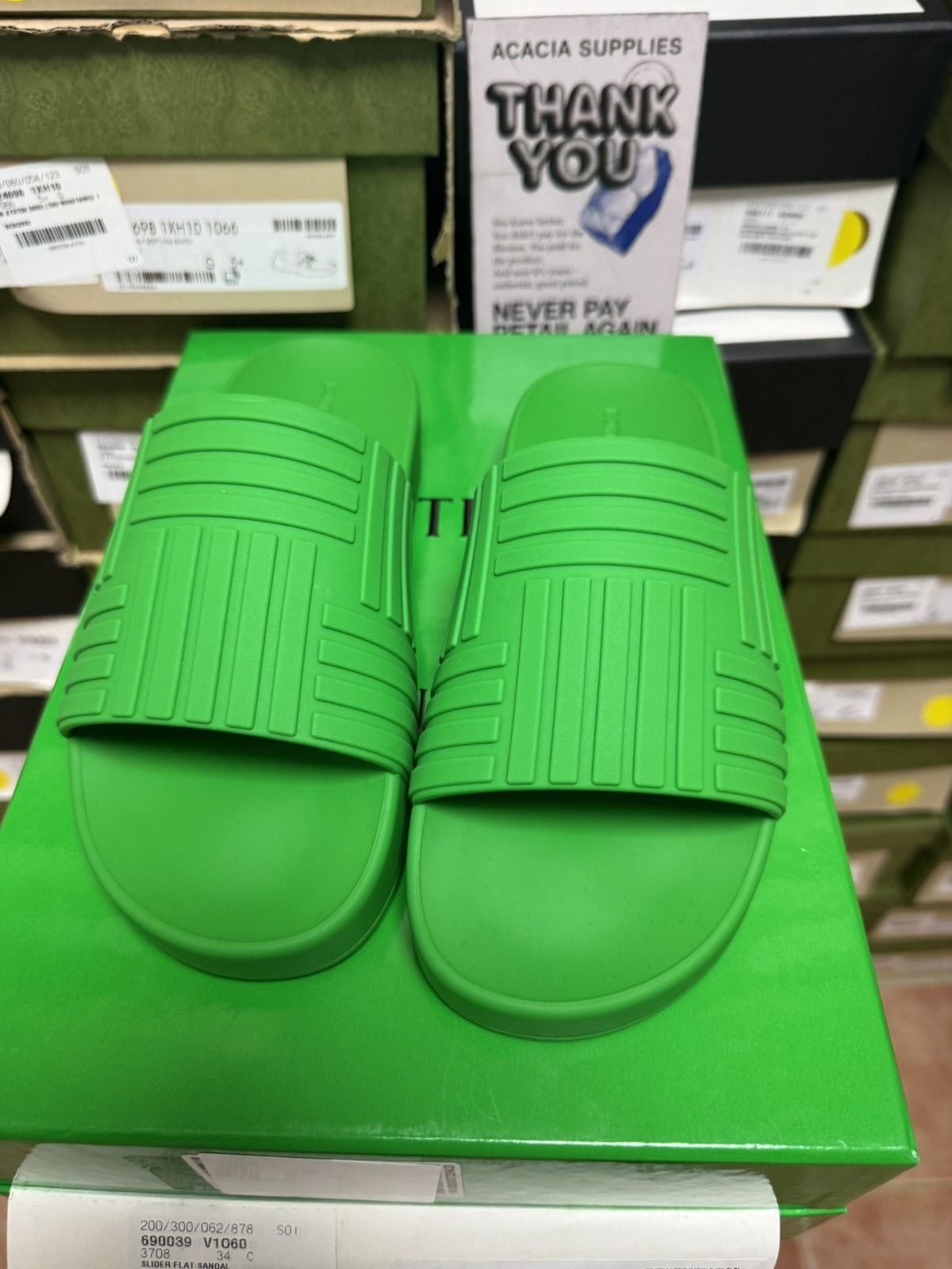 Bottega Veneta Bottega Veneta Embossed Rubber Slides Size US 4 / IT 34 - 2 Thumbnail