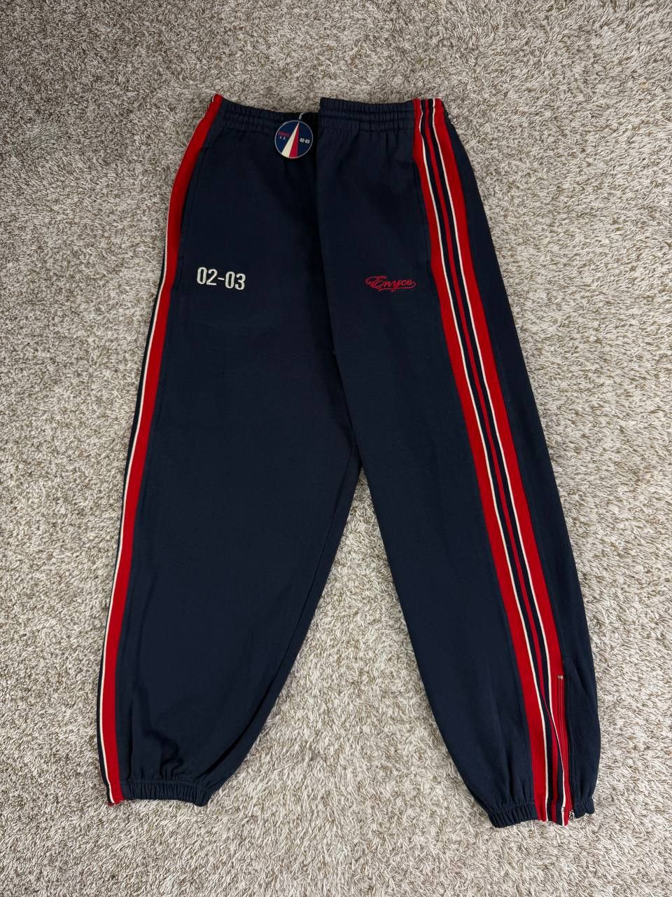 Enyce Enyce Sweatpants Y2K 2000s Red Side Stripe Hip Hop Size US 38 / EU 54 - 7 Thumbnail