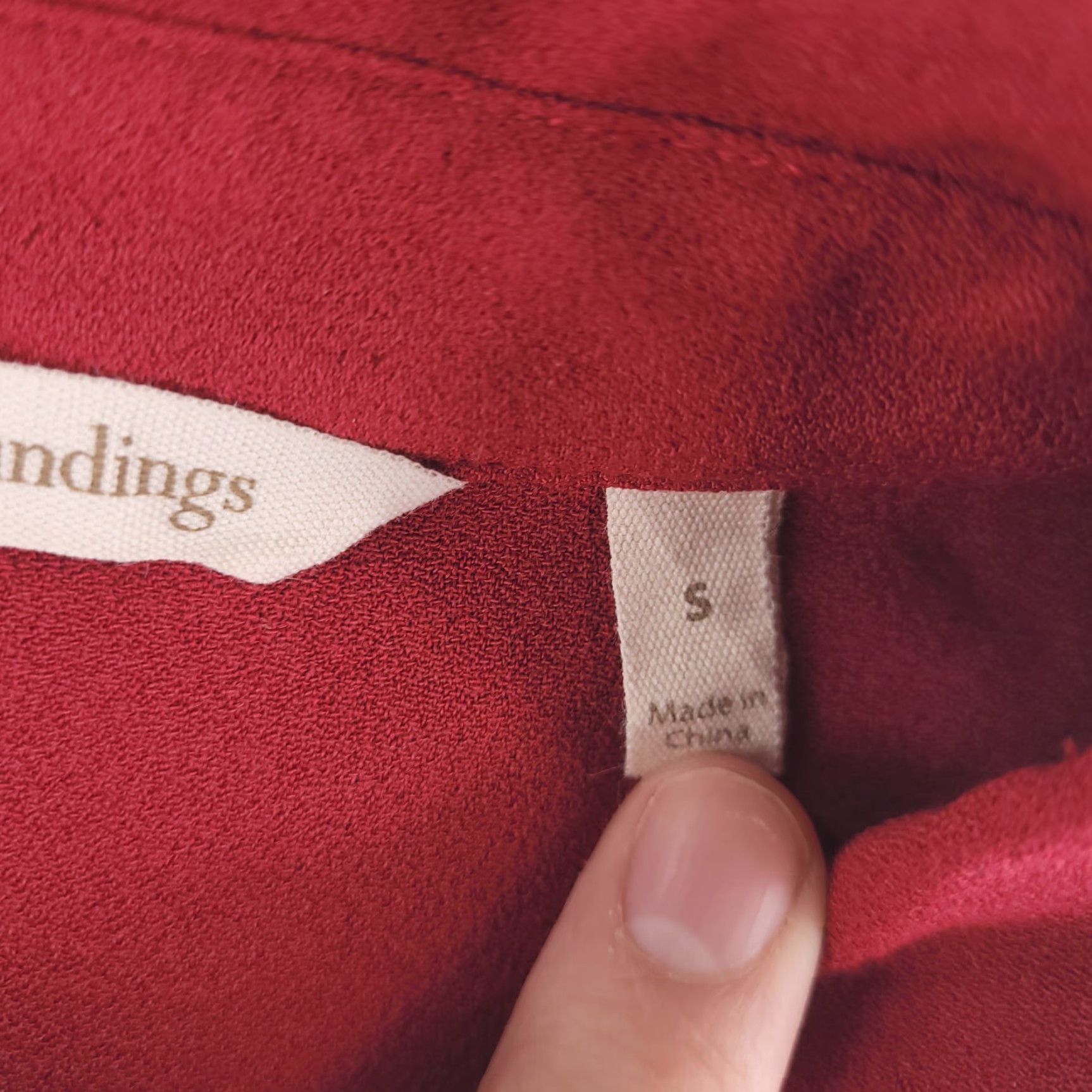 Soft Surroundings Soft Surroundings Blouse Shirt Womens Size 3X Burgundy Red Rayon Button Collared Long Sleeve Ruffle Cuffs Size XXL / US 16-18 / IT 52-54 - 4 Thumbnail