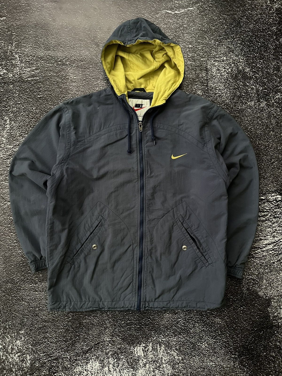 Nike Vintage Nike Y2K Big Swoosh Faded Jacket Size M / US 6-8 / IT 42-44 - 4 Thumbnail