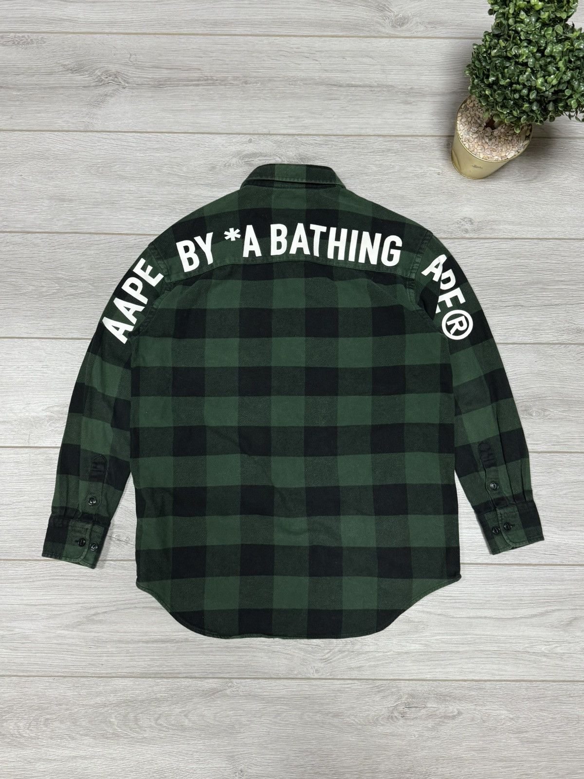Aape Aape Bape check shirt plaid overshot spell out big logo Size US M / EU 48-50 / 2 - 1 Thumbnail
