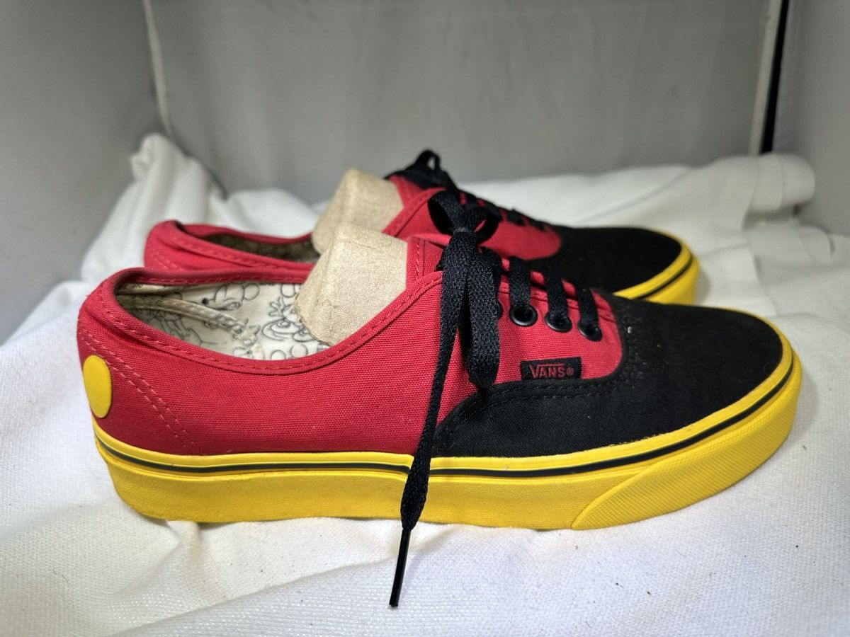 Vans Vans Disney Mickey Mouse And Friends Men's 7.5 Women's 9 Size US 9 / IT 39 - 3 Thumbnail