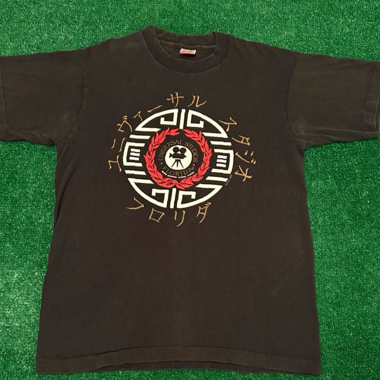 Vintage VINTAGE Universal Studios Florida 1990 Rare VTG Shirt Mens Medium Black 90s USA Miami Florida Theme 1990s T-Shirt Mens Size M Size US M / EU 48-50 / 2 - 3 Thumbnail
