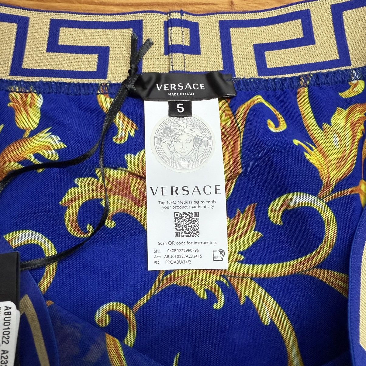 Versace $395 Versace NWT Men’s Greca Swim Shorts Size 5 (M) Blue Size US 35 - 5 Thumbnail