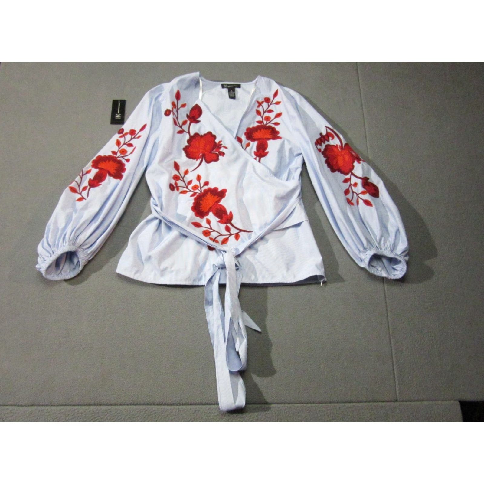 Vintage INC International Concepts Blouse Womens M Blue Red Floral Embroidered Size M / US 6-8 / IT 42-44 - 2 Thumbnail