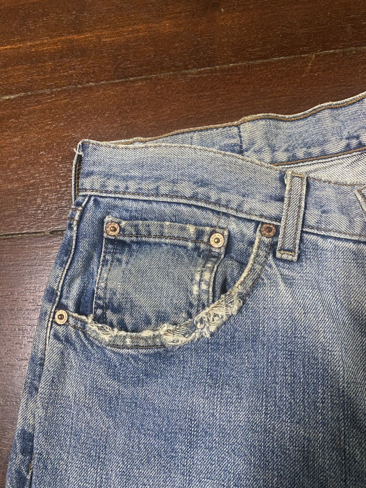 Levi's Vintage y2k Levis 504 Selvedge Distressed baggy wide Denim Size US 32 / EU 48 - 11 Thumbnail