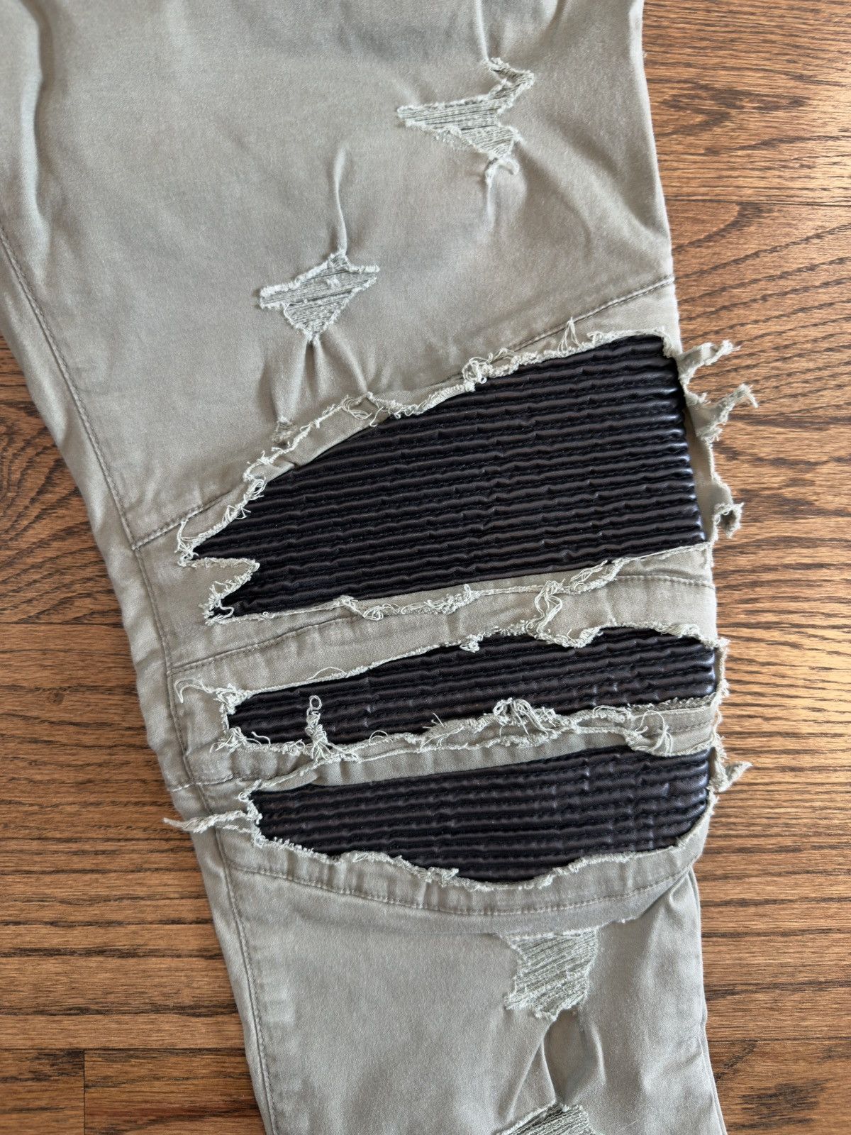 Balmain Balmain x Pierre Balmain Biker Distressed Denim Size US 34 / EU 50 - 2 Thumbnail