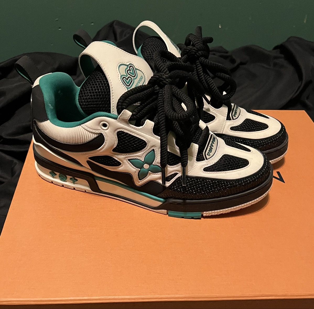 Louis Vuitton Louis Vuitton Skate Sneakers Black Green White LV 9 Trainers Size US 10 / EU 43 - 1 Thumbnail