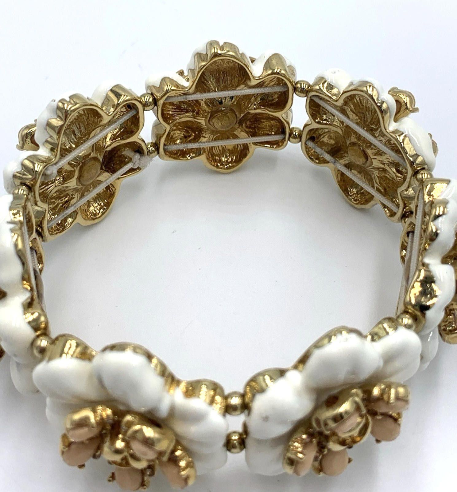 Other Ann Taylor Stretch Enamel Flower Bracelet Earrings Ring Set Size ONE SIZE - 7 Thumbnail