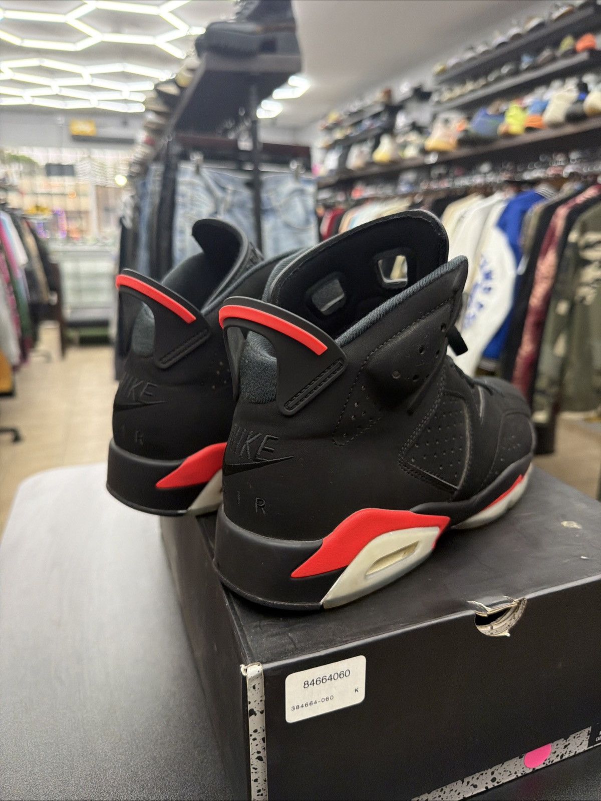 Jordan Brand Air Jordan 6 Retro Black Infrared 2019 Men's Size 9.5 OG All Size US 9.5 / EU 42-43 - 18 Thumbnail
