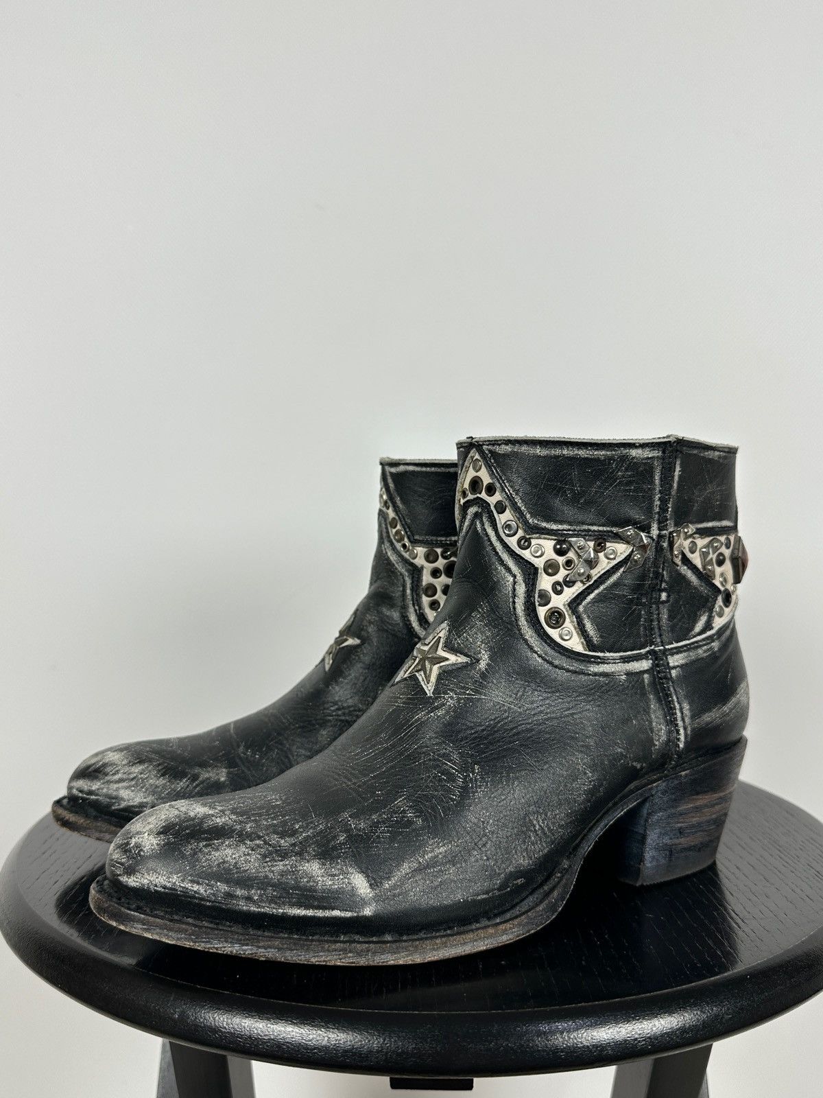 Sendra Sendra Distressed Leather Studded Western Ankle Biker Boots Size US 7 / IT 37 - 12 Thumbnail