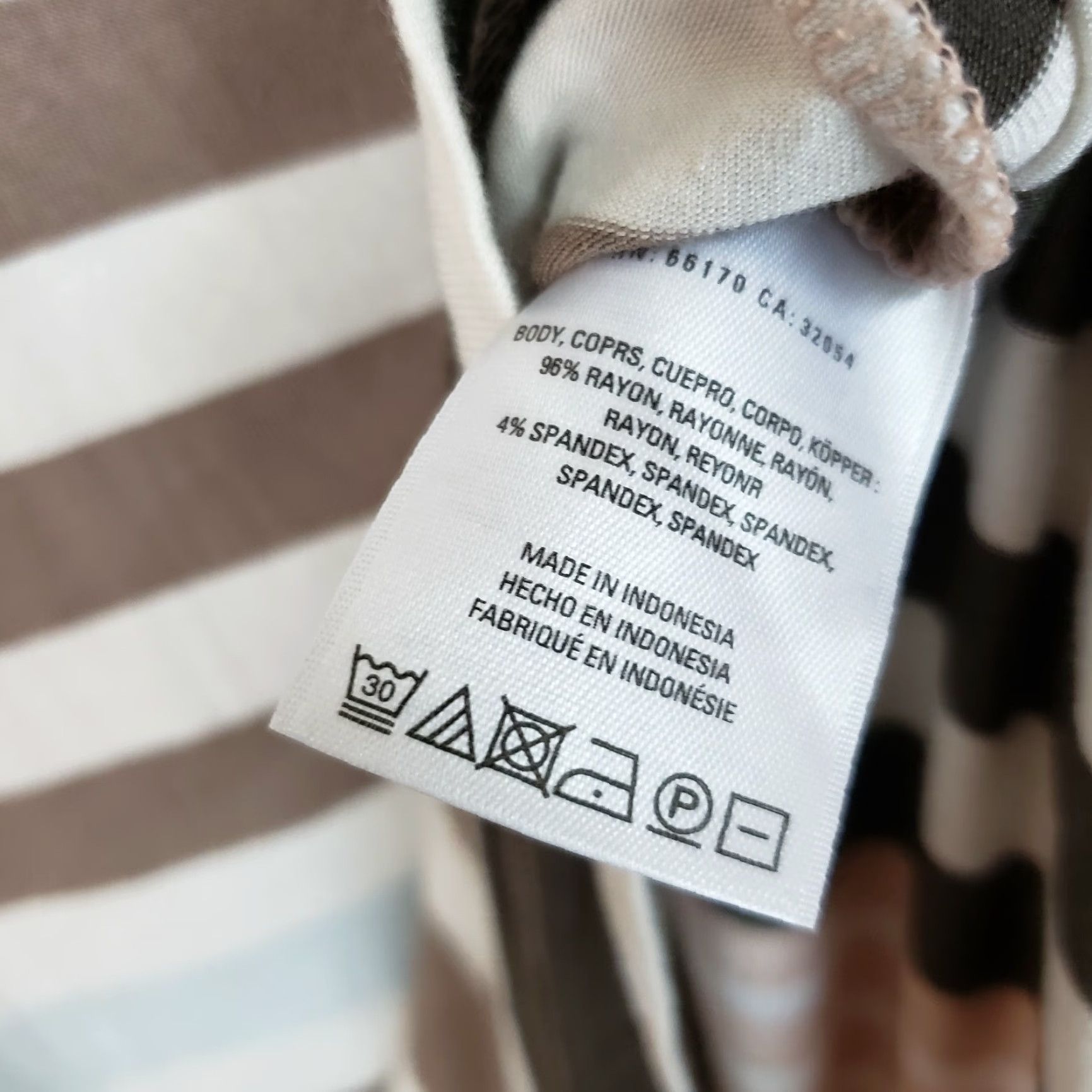 Pinko Little Yellow Button Womens Top Sz Small Pink Brown Striped Asymmetrical Hem Shirt Womens Small Pink Brown Striped Hem Size S / US 4 / IT 40 - 5 Thumbnail