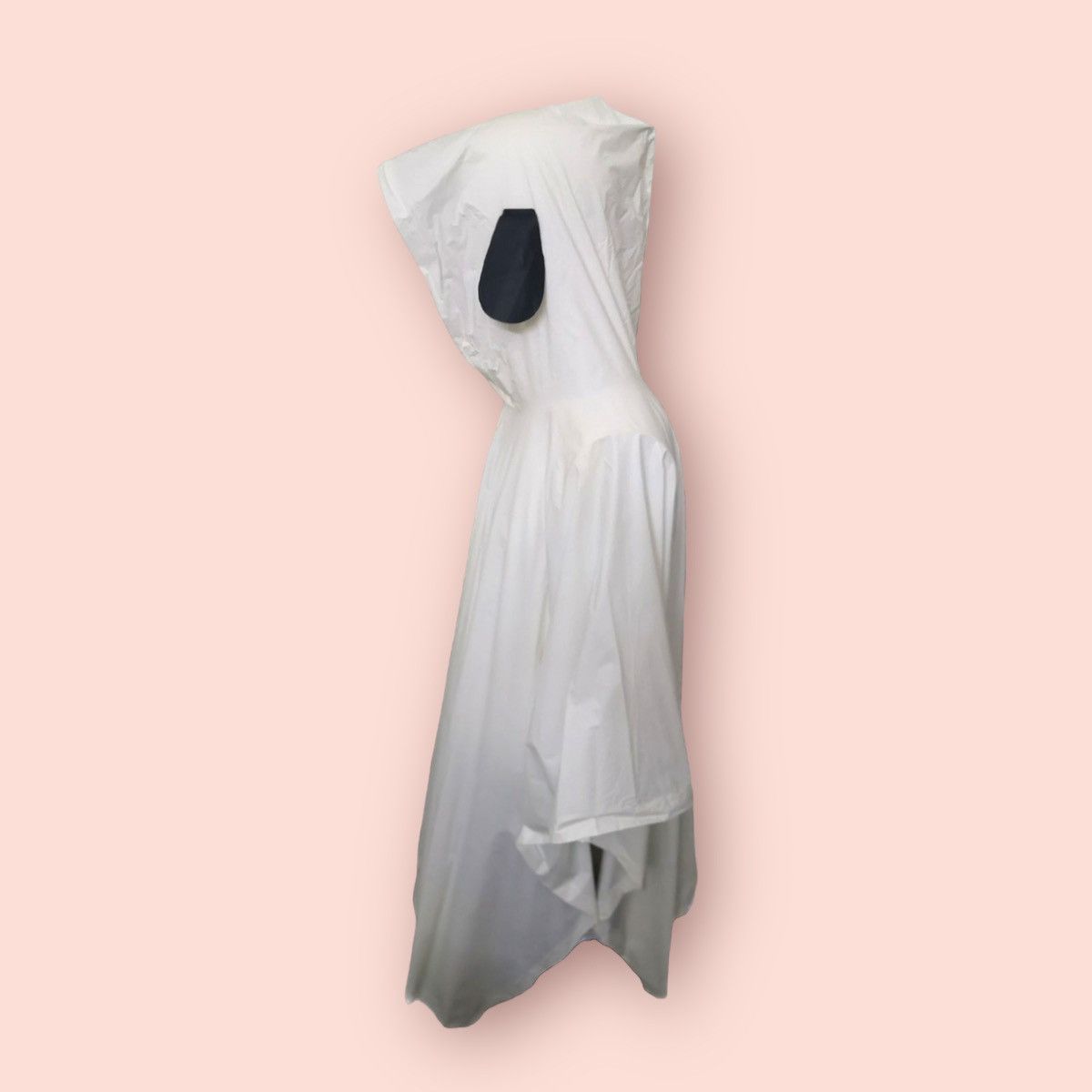 Japanese Brand × Peanuts × Universal Studios PEANUTS X UNIVERSAL STUDIOS JAPAN PONCHOS Size US M / EU 48-50 / 2 - 5 Thumbnail