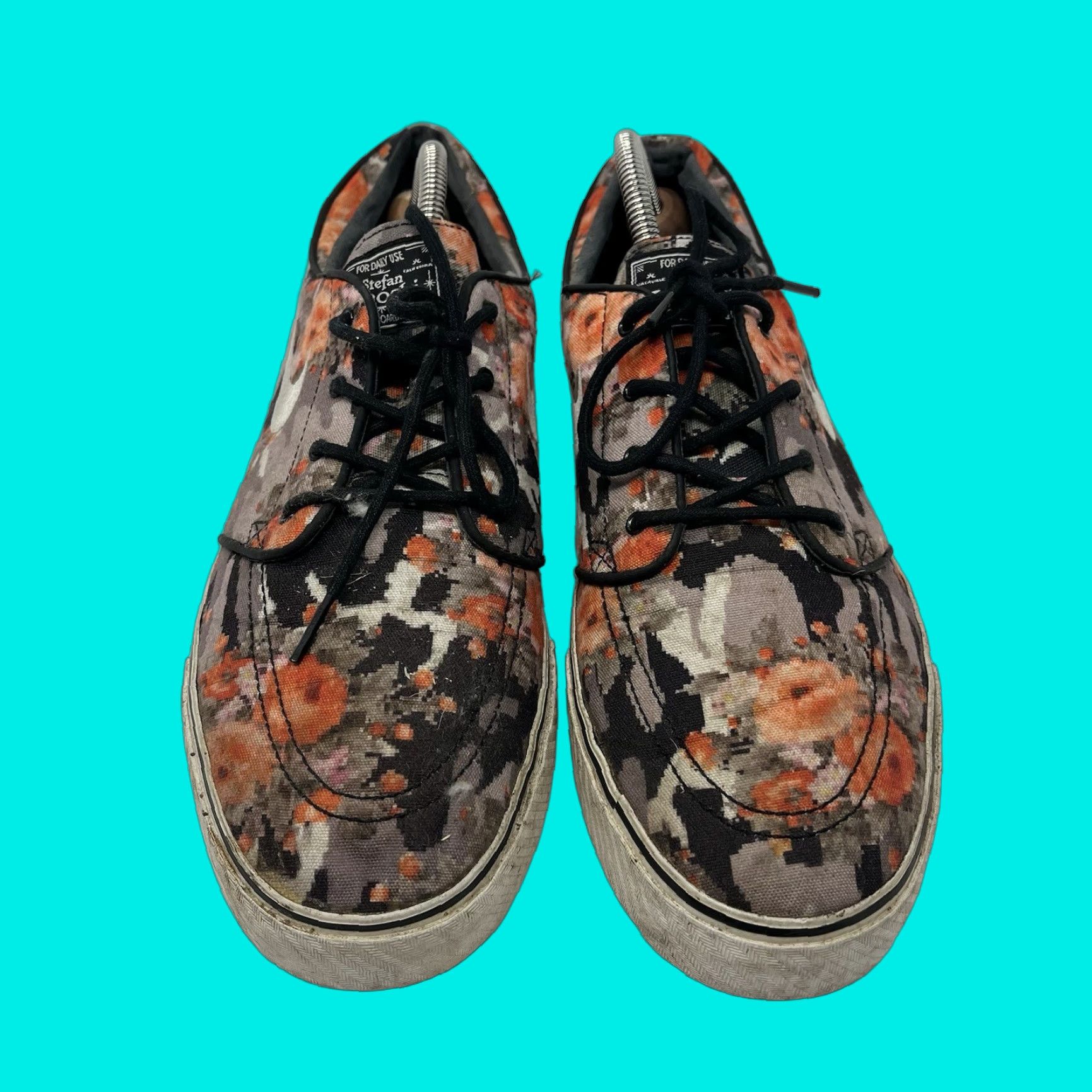Nike Nike SB Janoski Premium Digi-floral Camo 482972-908 Size 13 Rare 2013 Release Sneaker Men Skateboarding US 13 Multicolor Floral 2013 Nike SB Janoski Size US 12 / EU 45 - 1 Thumbnail