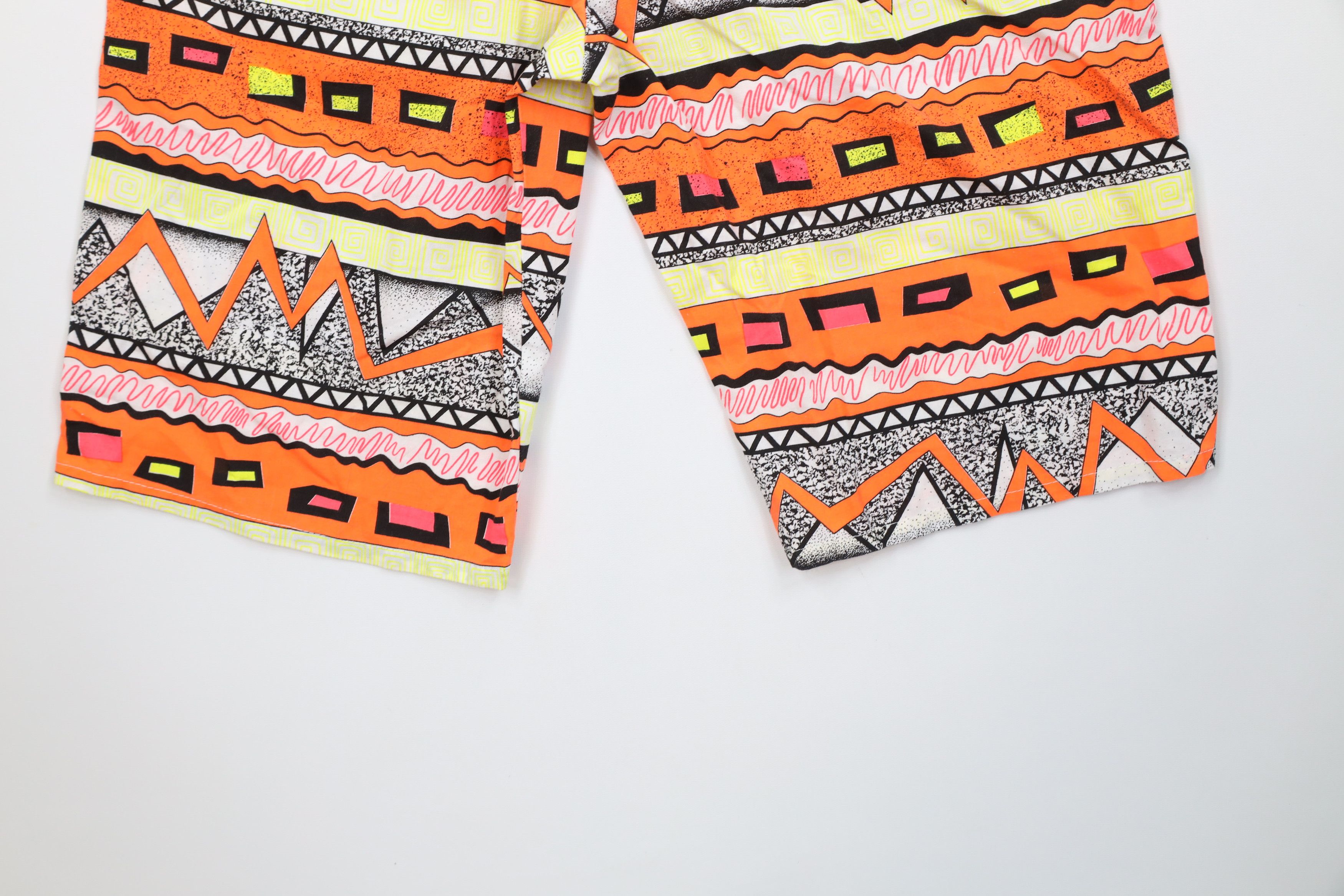 Vintage Vintage 80s 90s Streetwear Surf Skateboard Shorts USA Size US 34 / EU 50 - 12 Thumbnail