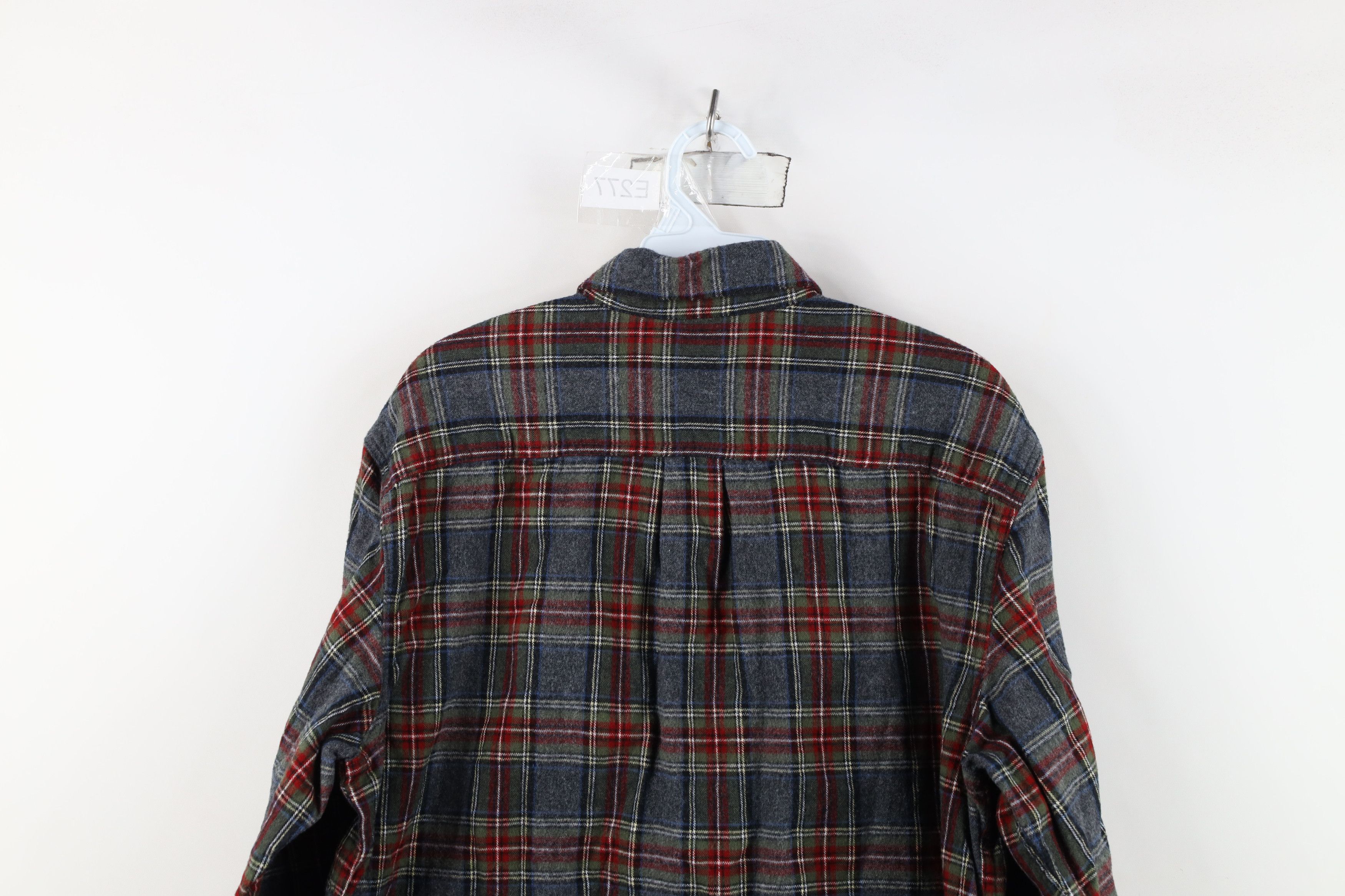 L.L. Bean Vintage LL Bean Fit Flannel Collared Button Down Shirt Size US M / EU 48-50 / 2 - 8 Thumbnail