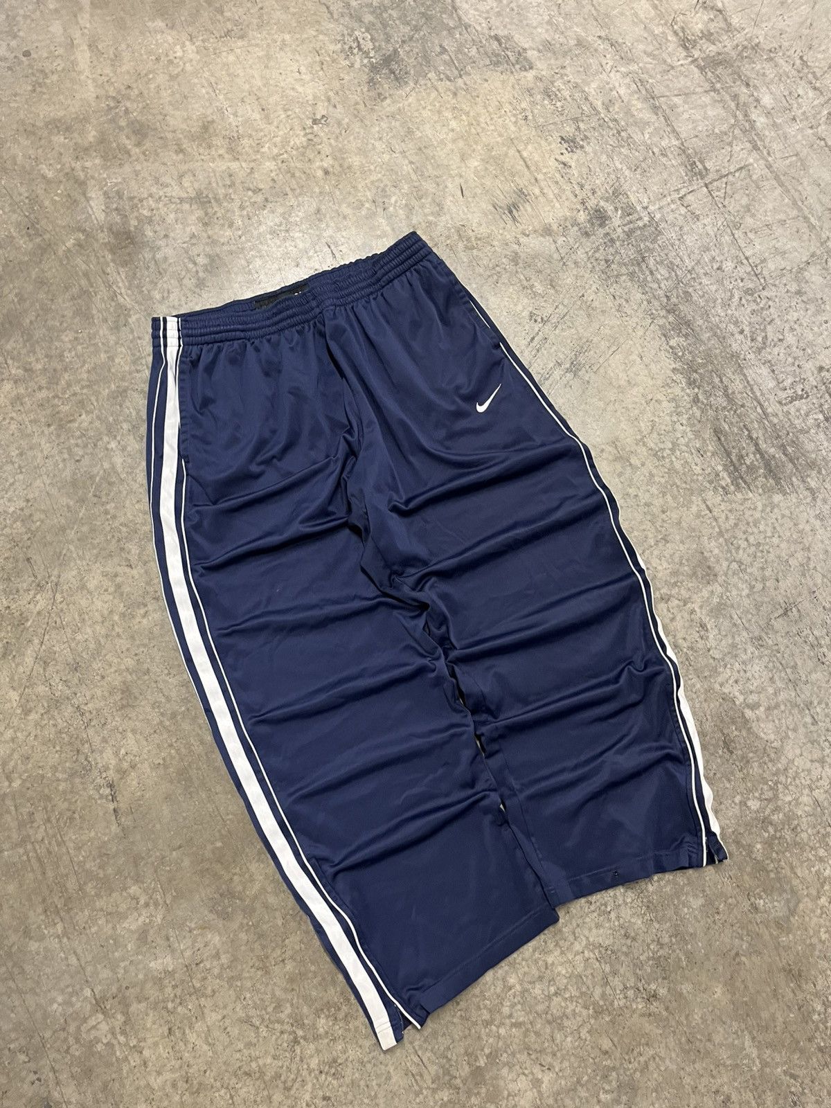 Nike × Vintage Nike track pants y2k baggy fit streetwear hype rare wide leg Size US 34 / EU 50 - 4 Thumbnail