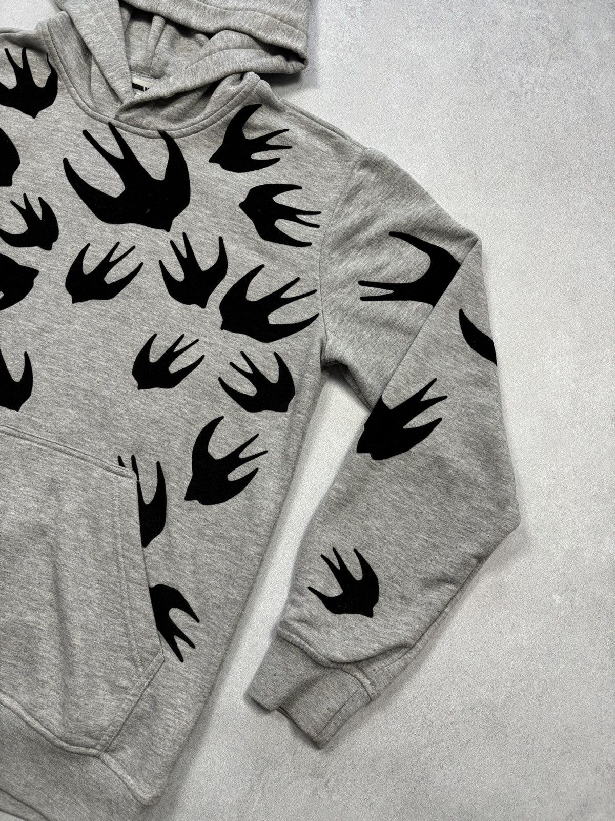 Alexander McQueen Alexander McQueen Velvet Felt Swallow Hoodie McQ Size US M / EU 48-50 / 2 - 3 Thumbnail