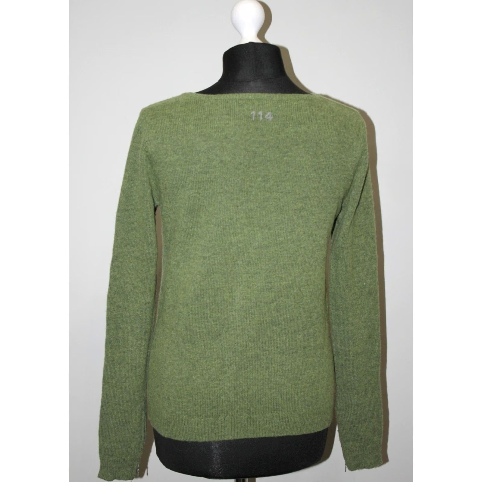 Vintage Odd Molly Cardigan Jumper Womens Green 100% Wool Size 2 V-Neck 61cm 38cm 46cm 67cm Boys Girls Mens Womens Size XS / US 0-2 / IT 36-38 - 4 Thumbnail