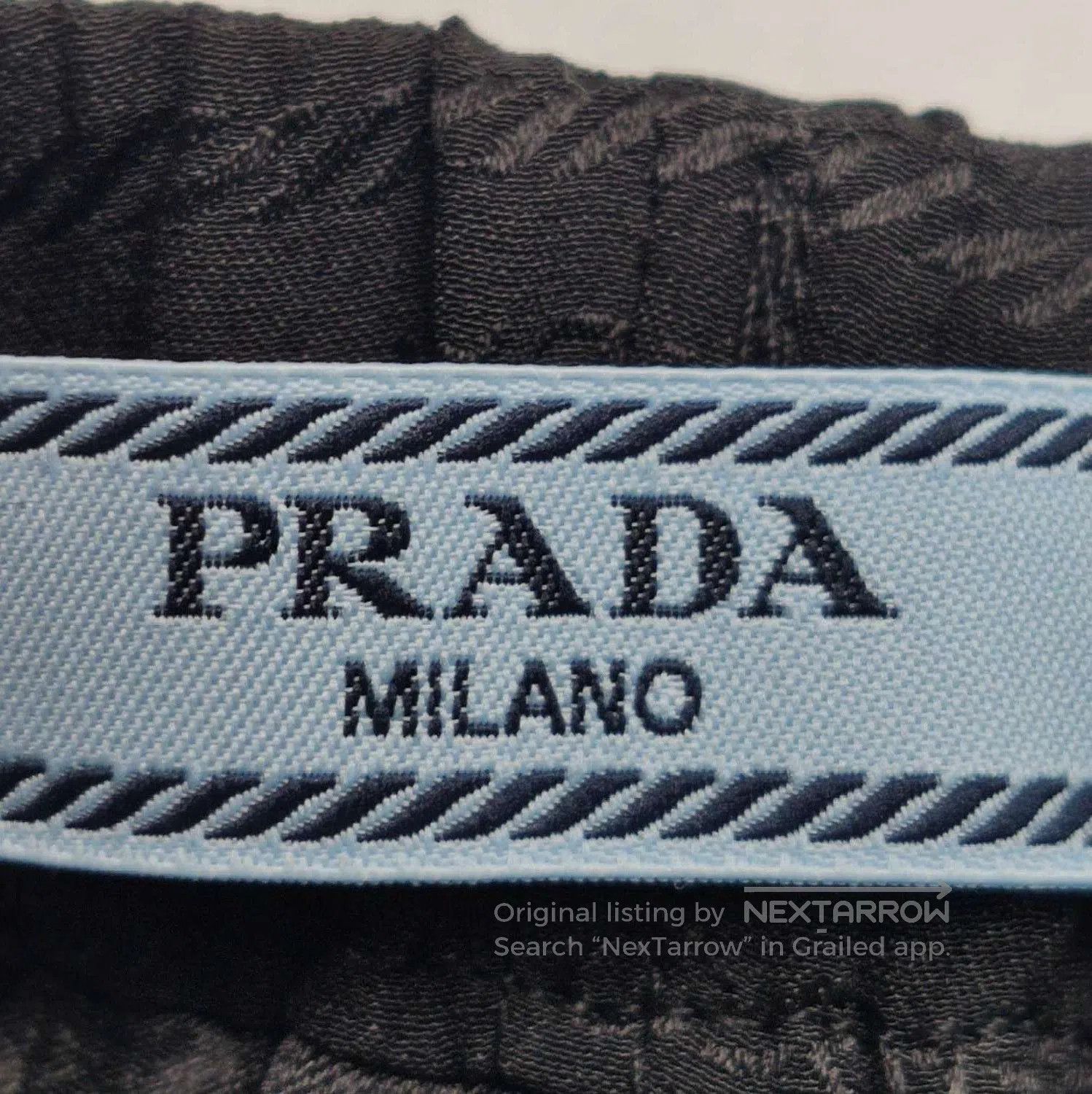 Prada Prada Black Silk Button. Size XS / US 0-2 / IT 36-38 - 4 Thumbnail