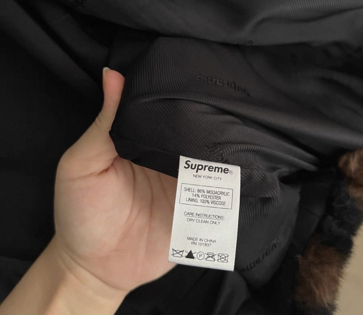 Supreme Supreme Faux Fur repeater bomber Brown Size US XL / EU 56 / 4 - 4 Thumbnail