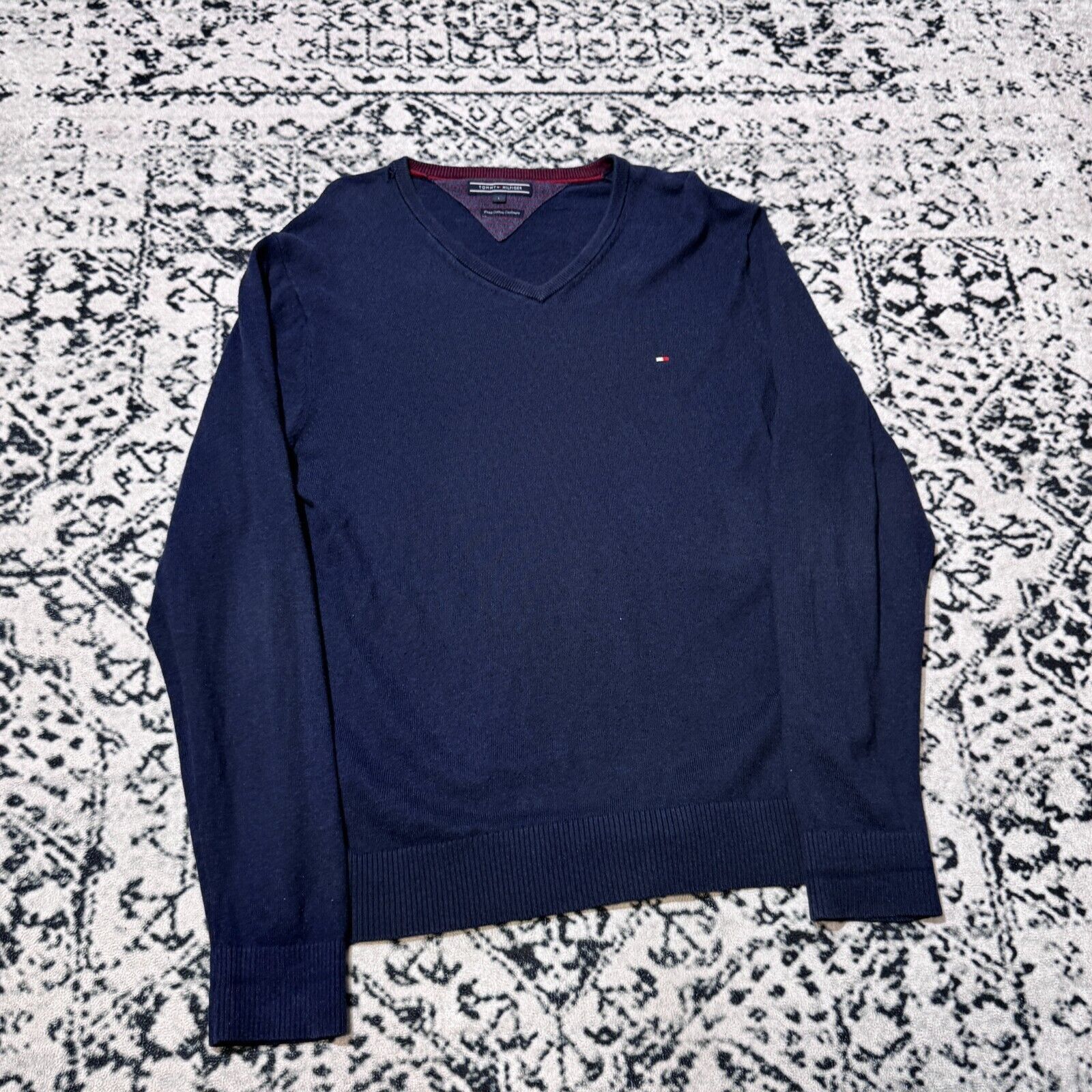Tommy Hilfiger × Vintage Vintage Tommy Hilfiger Navy Blue Cotton Crewneck Size L Size US L / EU 52-54 / 3 - 7 Thumbnail