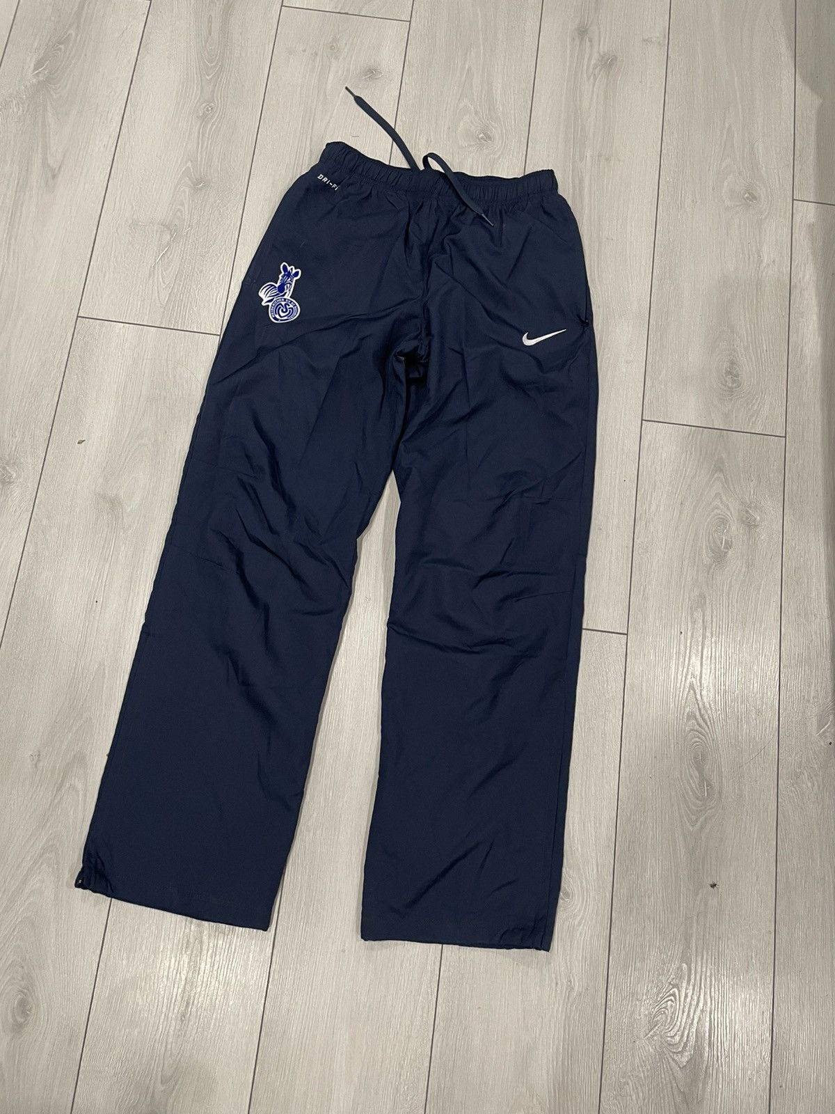 Vintage Nike Pants Duisburg Germany joggers nylon jersey