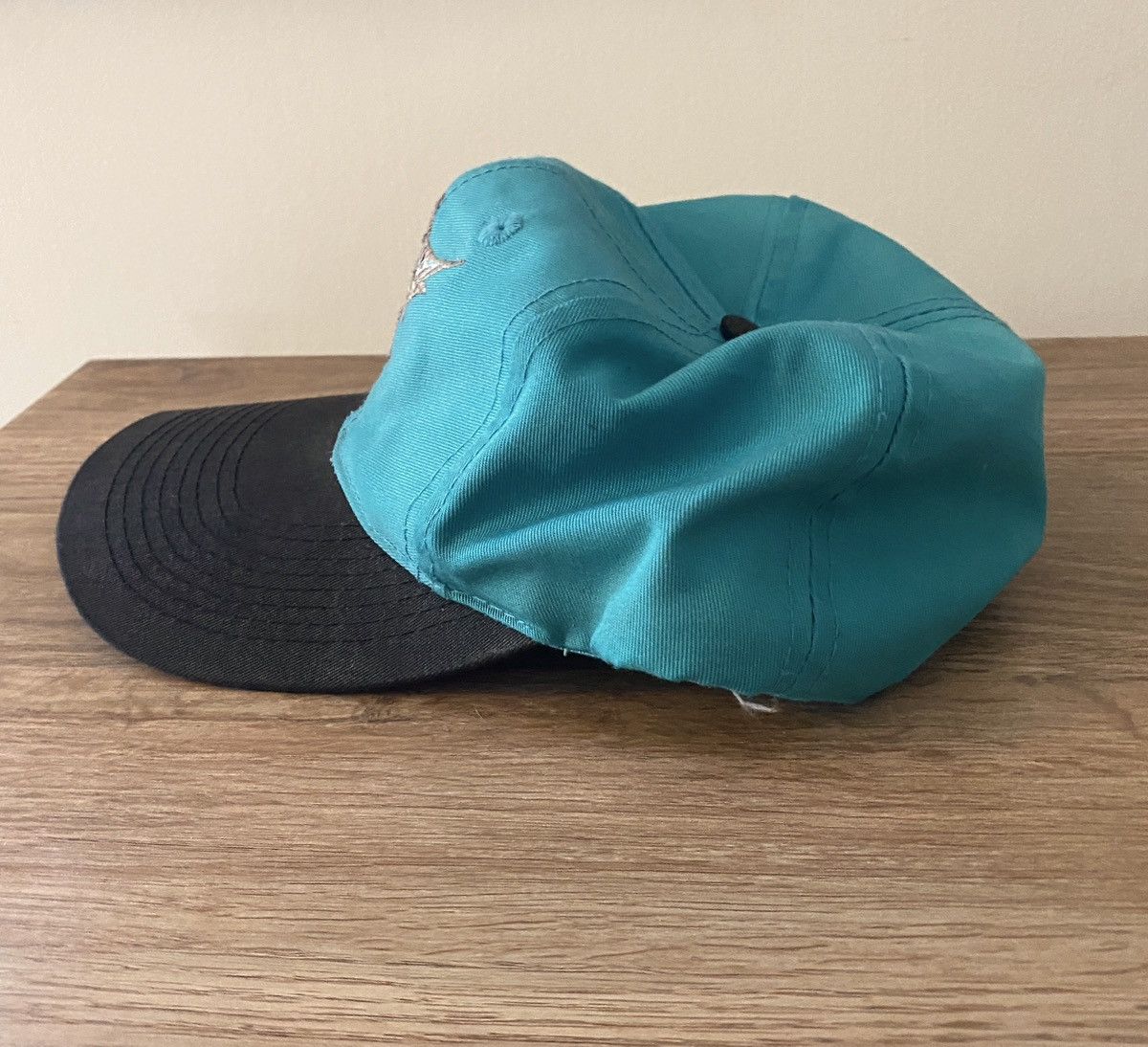 MLB Vintage 90’s Florida Marlins Faded Snap Back Hat Cap Size ONE SIZE - 7 Thumbnail