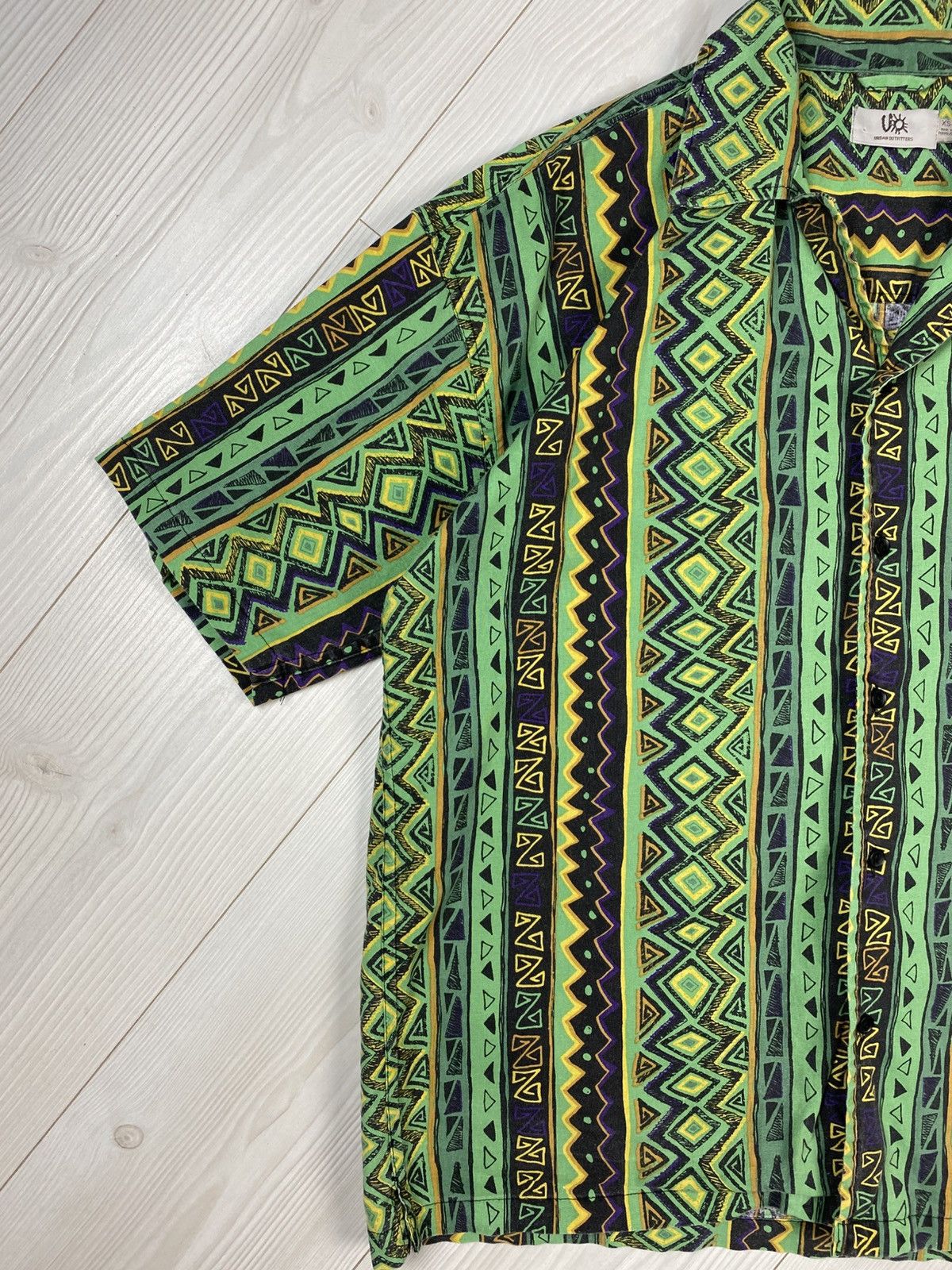 Urban Outfitters Short sleeve geometric shirt Urban Outfitters Hawaiian style Size US M / EU 48-50 / 2 - 4 Thumbnail